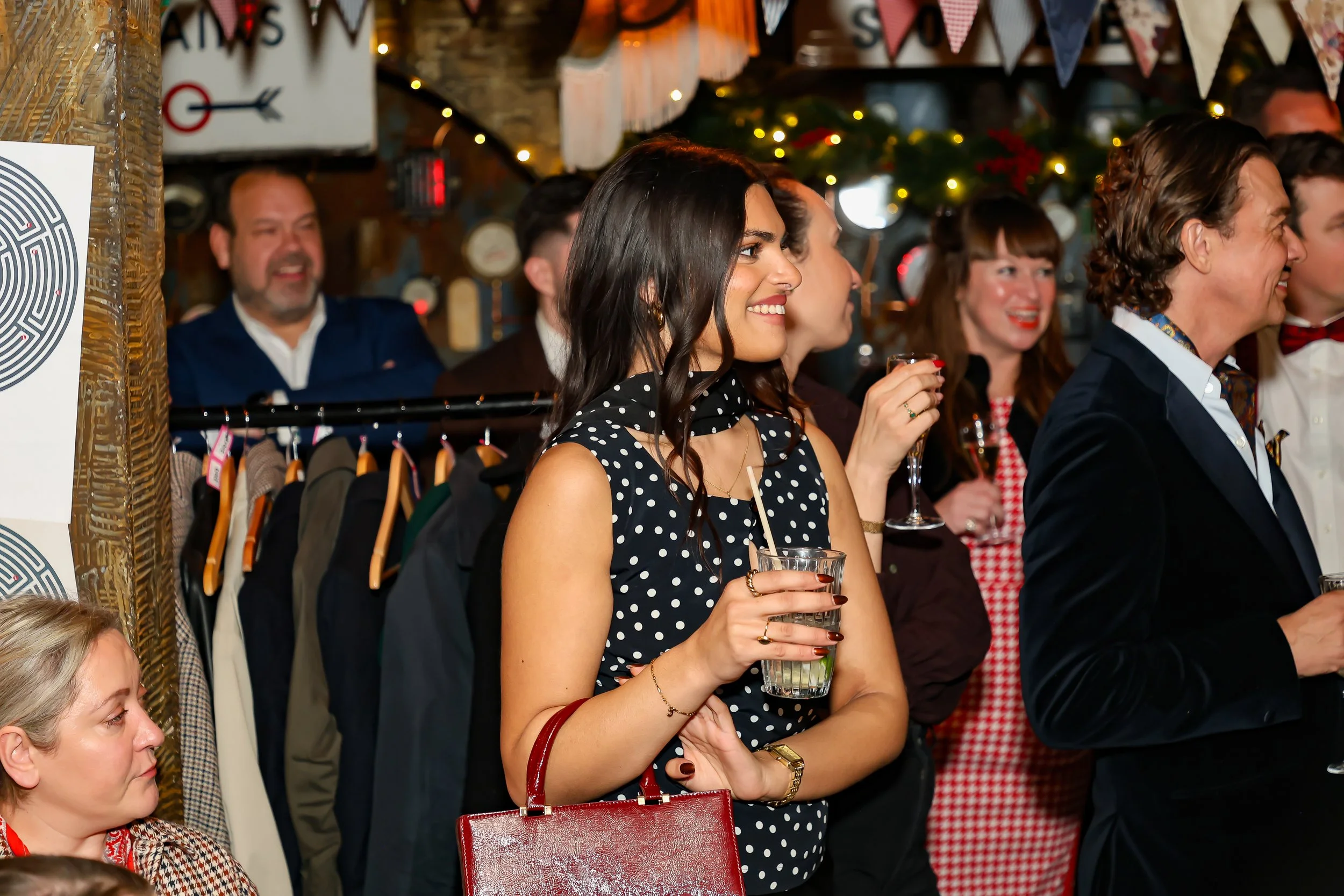 Interactive walk-around magic during corporate event reception.