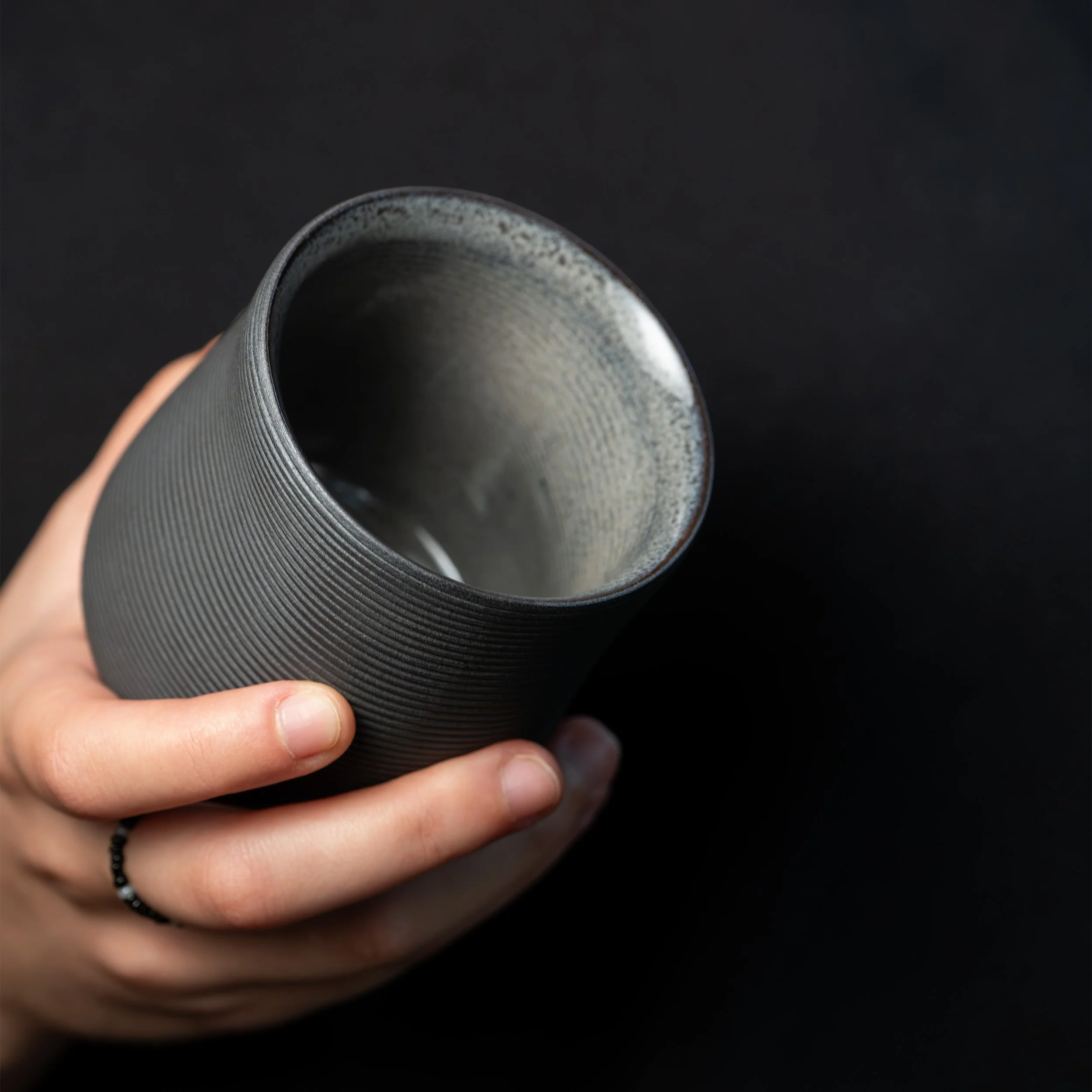 Contour Cup in Lunar Gray