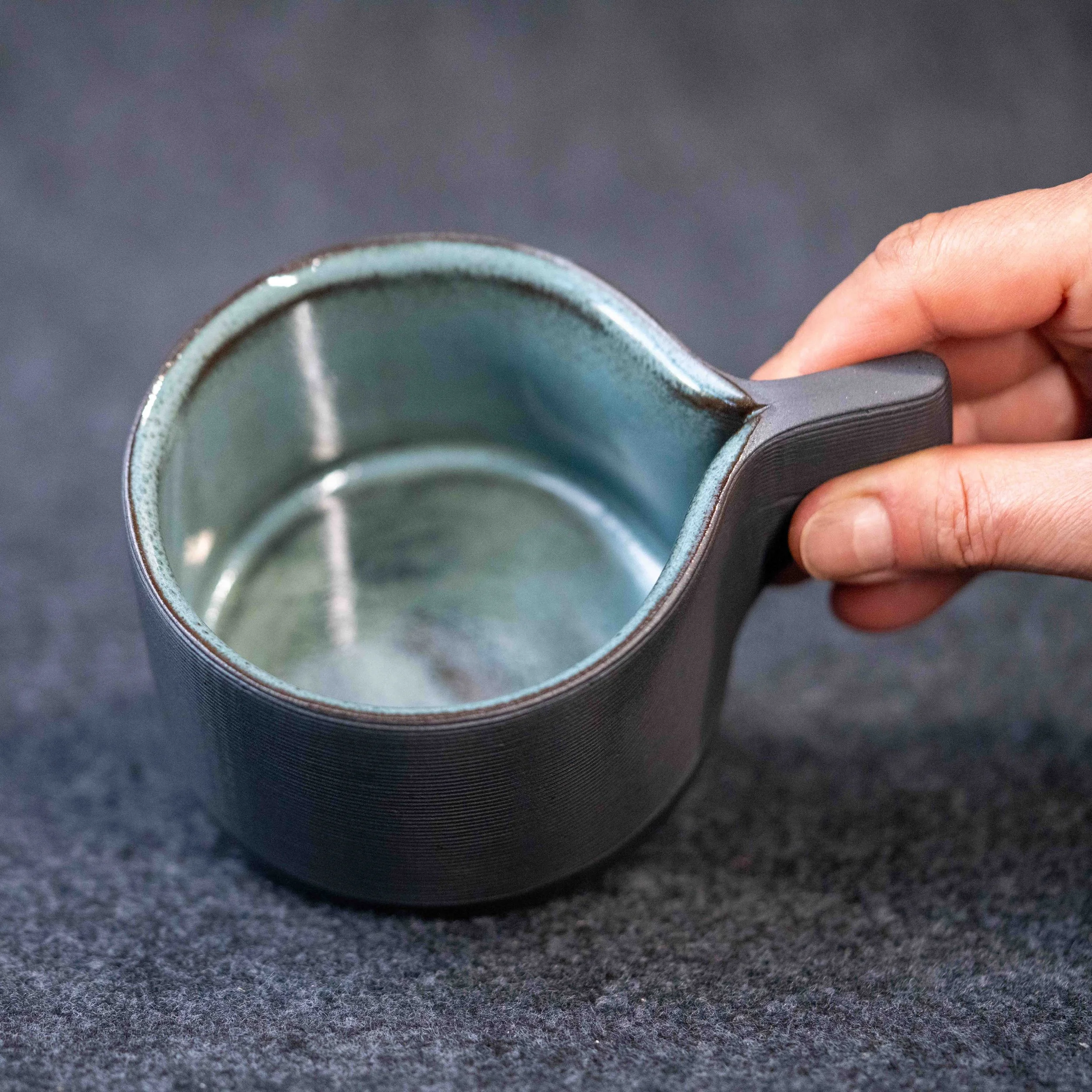 C0040- Mug in Algae Green