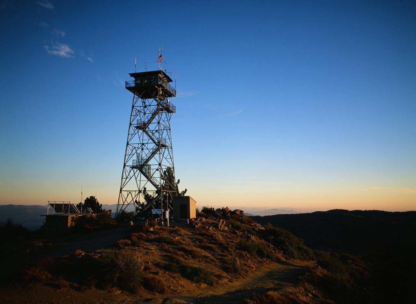 Got a chance to get away a few weekends ago.

#shotonfilm #filmphotography #120film #pentax645 #velvia50 #outdoors #outdoorphotography #backcountry #mountains #mountainscape #sunset #sunsetphotography #firetower #landscape #landscapephotography