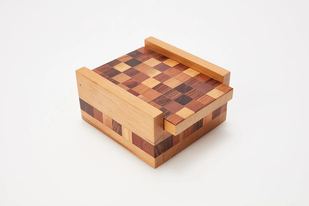 Don Shoemaker, Small Hinged Box