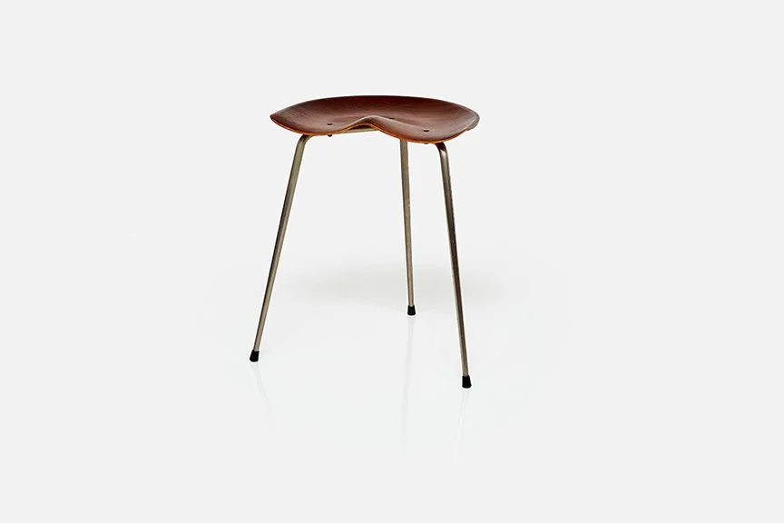 Astor Glibstrup, Three-Legged Stool