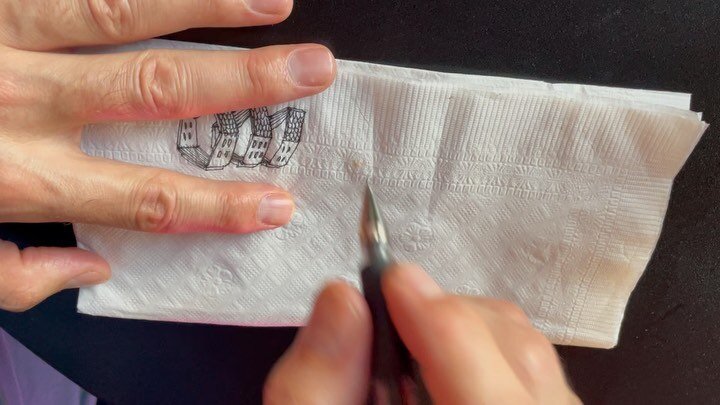 a quick saturday sketch

#napkin #napkinsketch #sketch #fish #house #ink