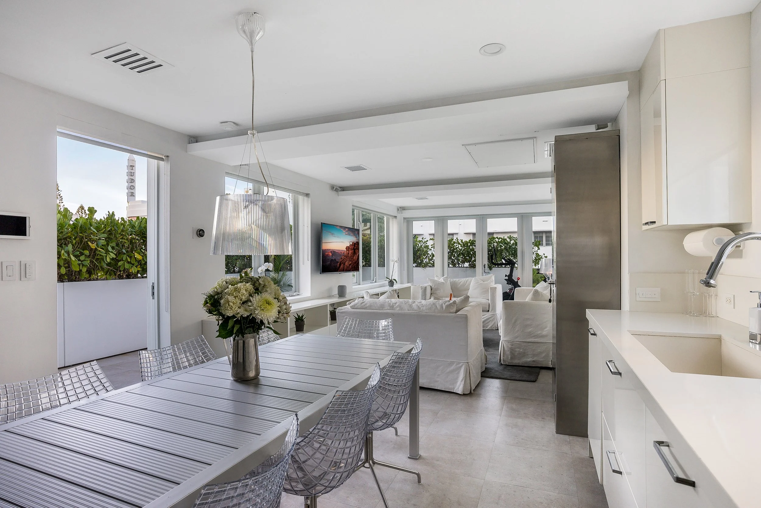 12-124 11th St, Miami Beach, FL 33139.jpg