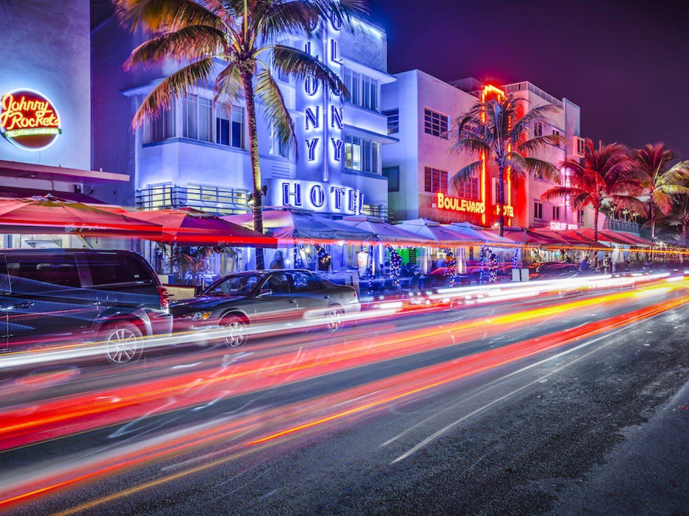 Ocean Drive, 200 feet