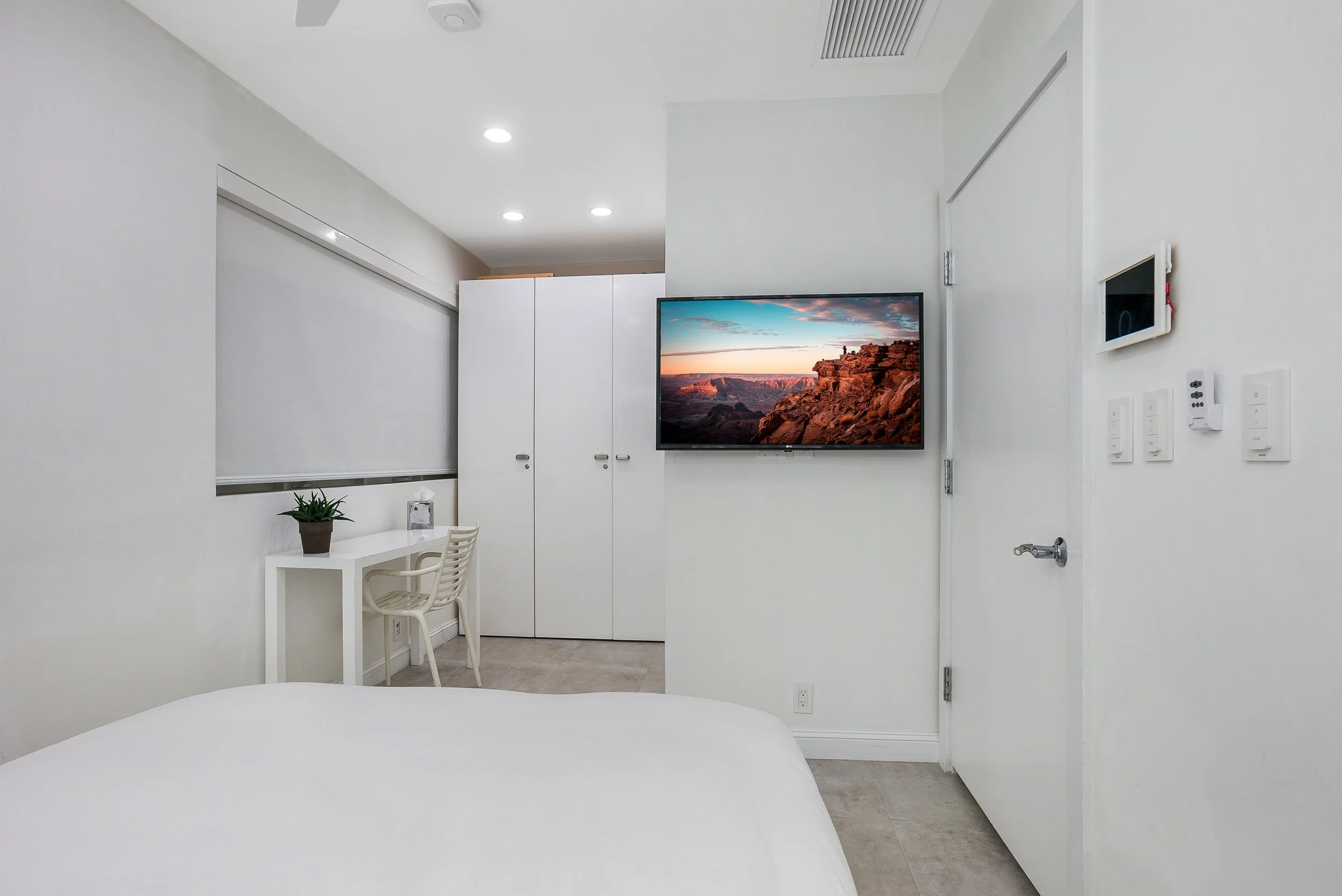 37-124 11th St, Miami Beach, FL 33139.jpg