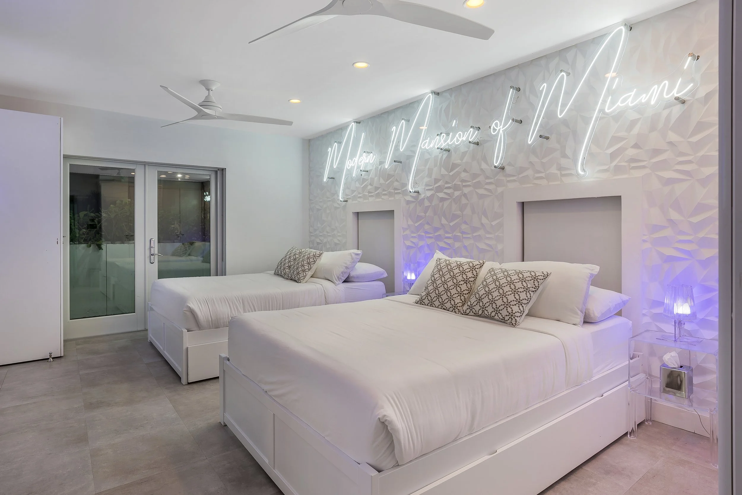 27-124 11th St, Miami Beach, FL 33139.jpg
