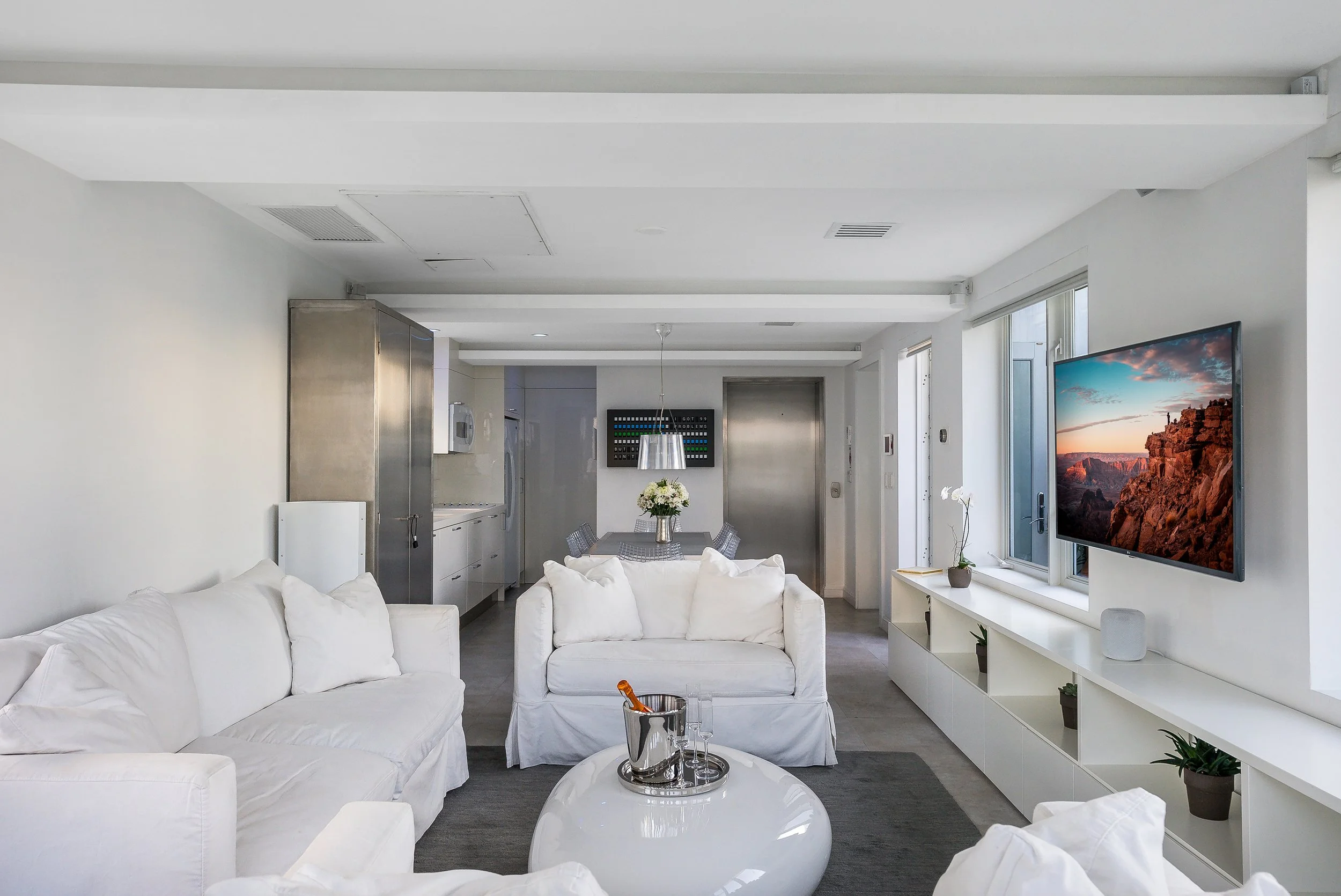 8-124 11th St, Miami Beach, FL 33139.jpg