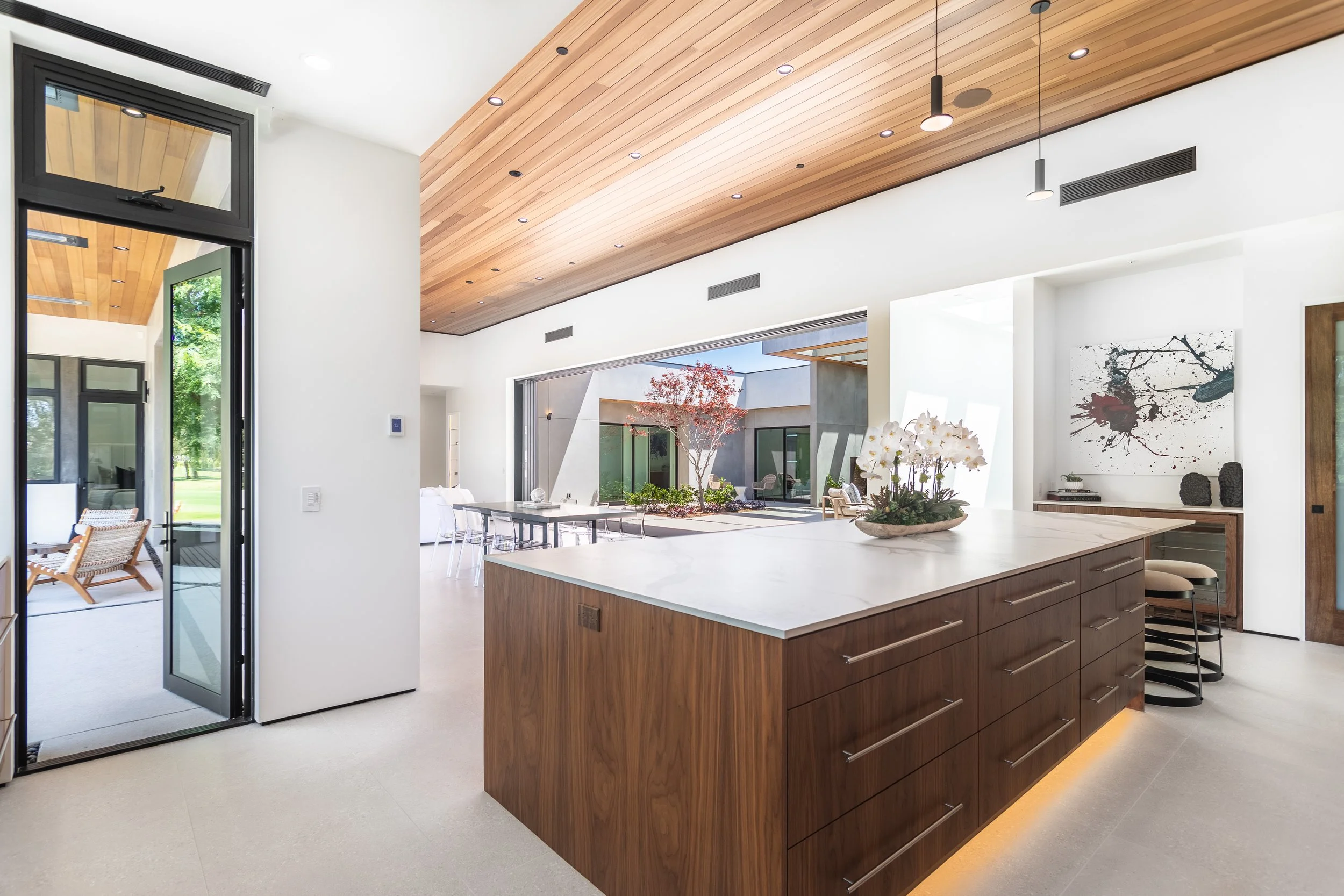 HiRes21-CountryCir_6691 HB-3158-HDR_PS.jpg