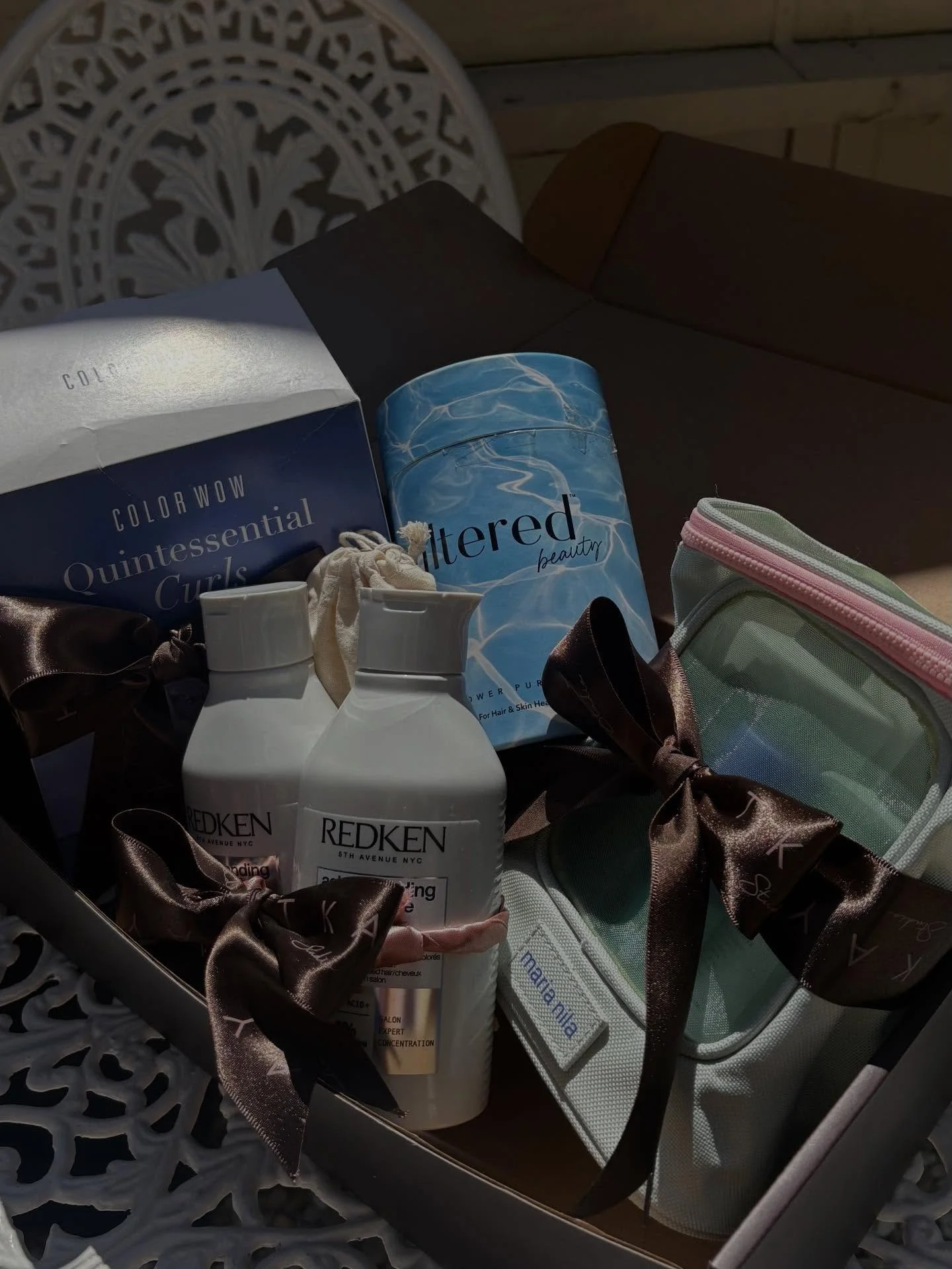 Holiday gifting made easy ✨
Our most-loved haircare picks that everyone actually wants 🤎

Shop online via the link in our bio or come say hi in-studio to pick up xx

#Tkay#ricmondsalon#salonteam#melbournehair#melbournesalon