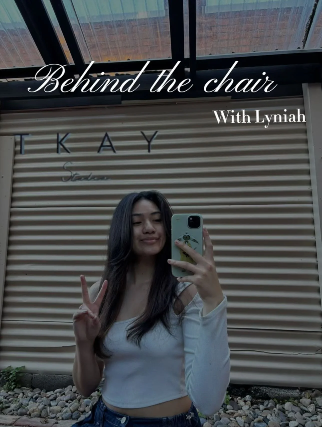 A day behind the chair with Lyniah 🤎
Good hair and good energy always xx 

#Tkay#ricmondsalon#salonteam#melbournehair#melbournesalon