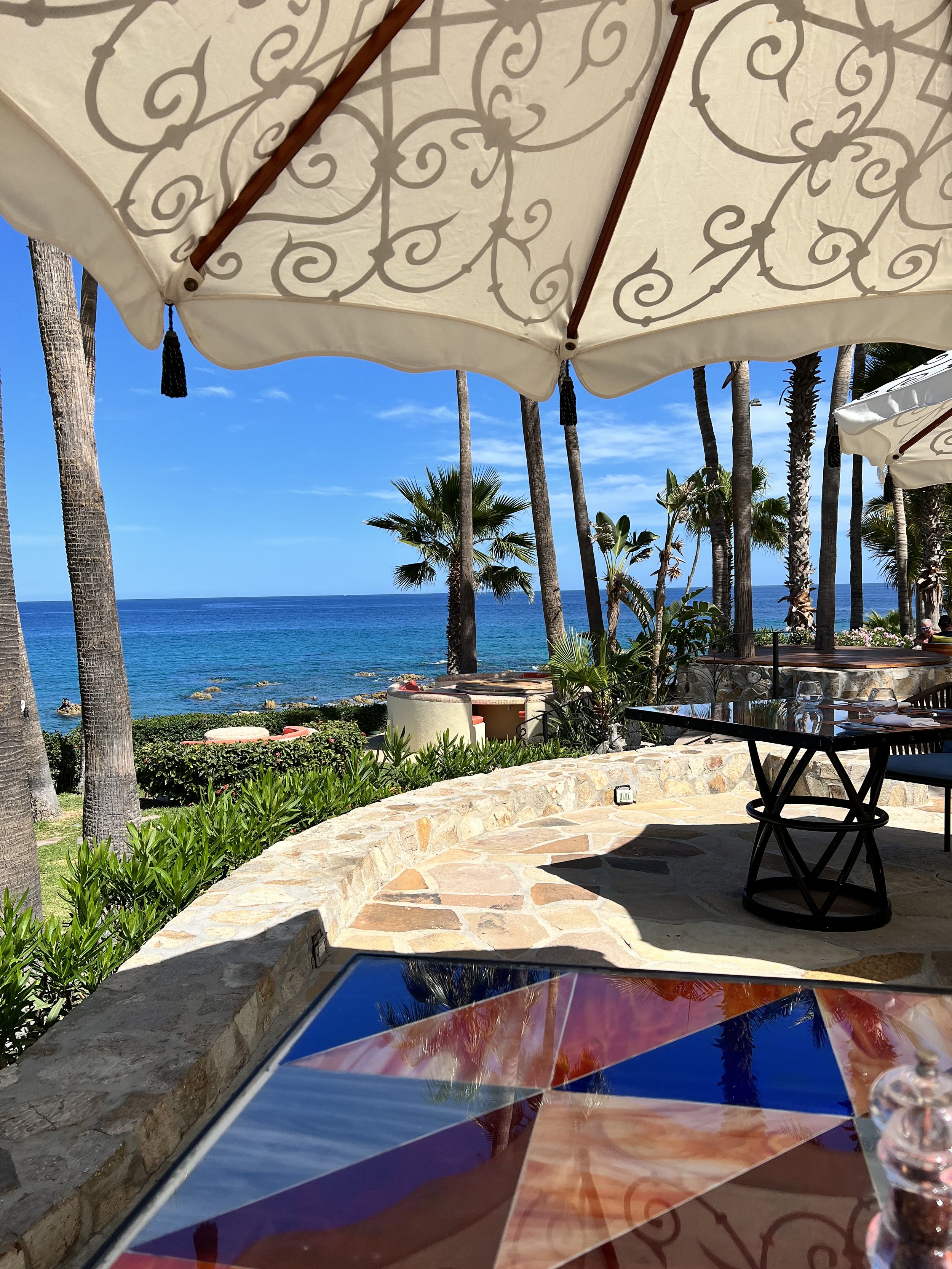One And Only Los Cabos Ocean View Table .jpg