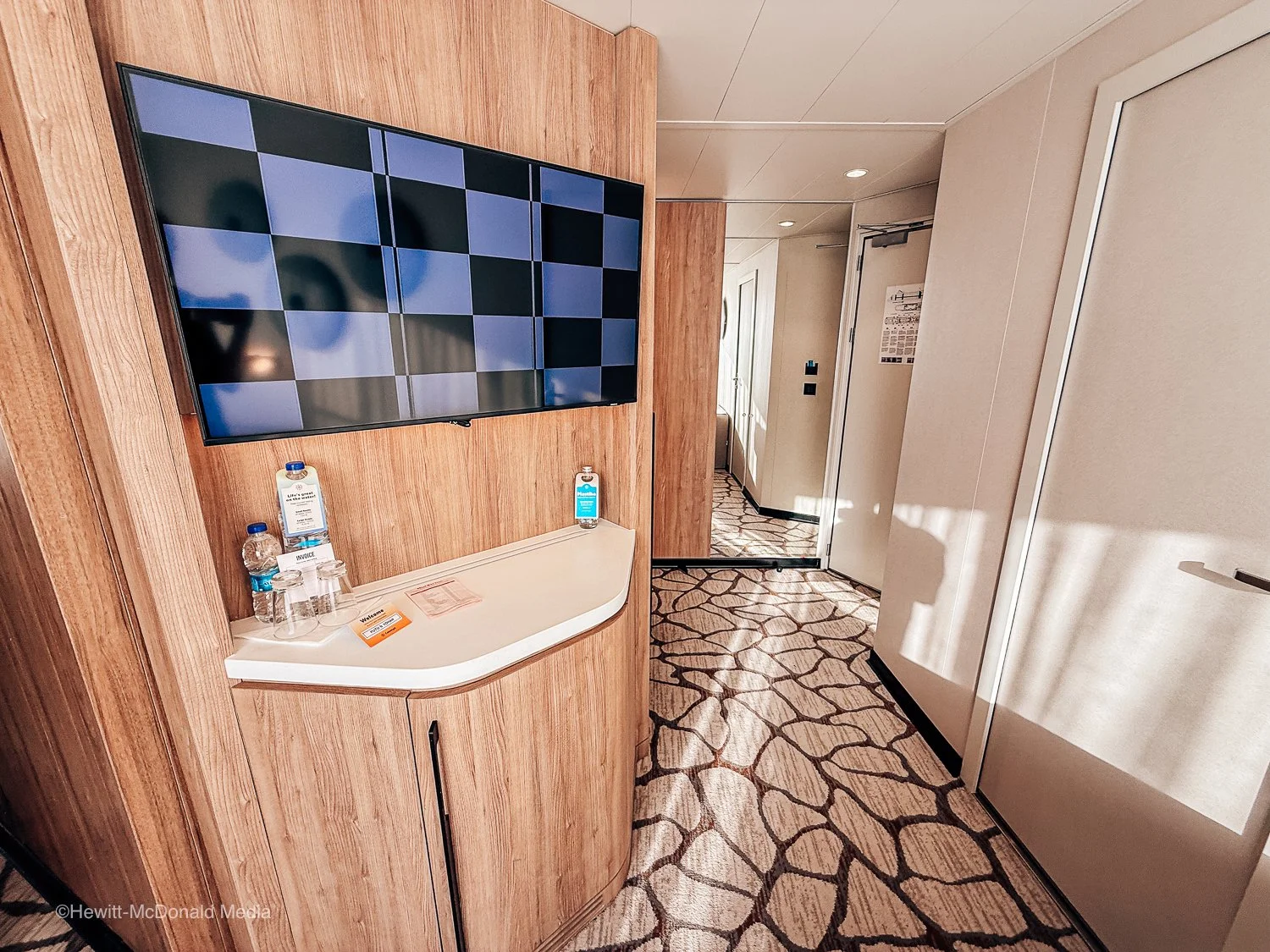 Grand Horizon Suite Entrance