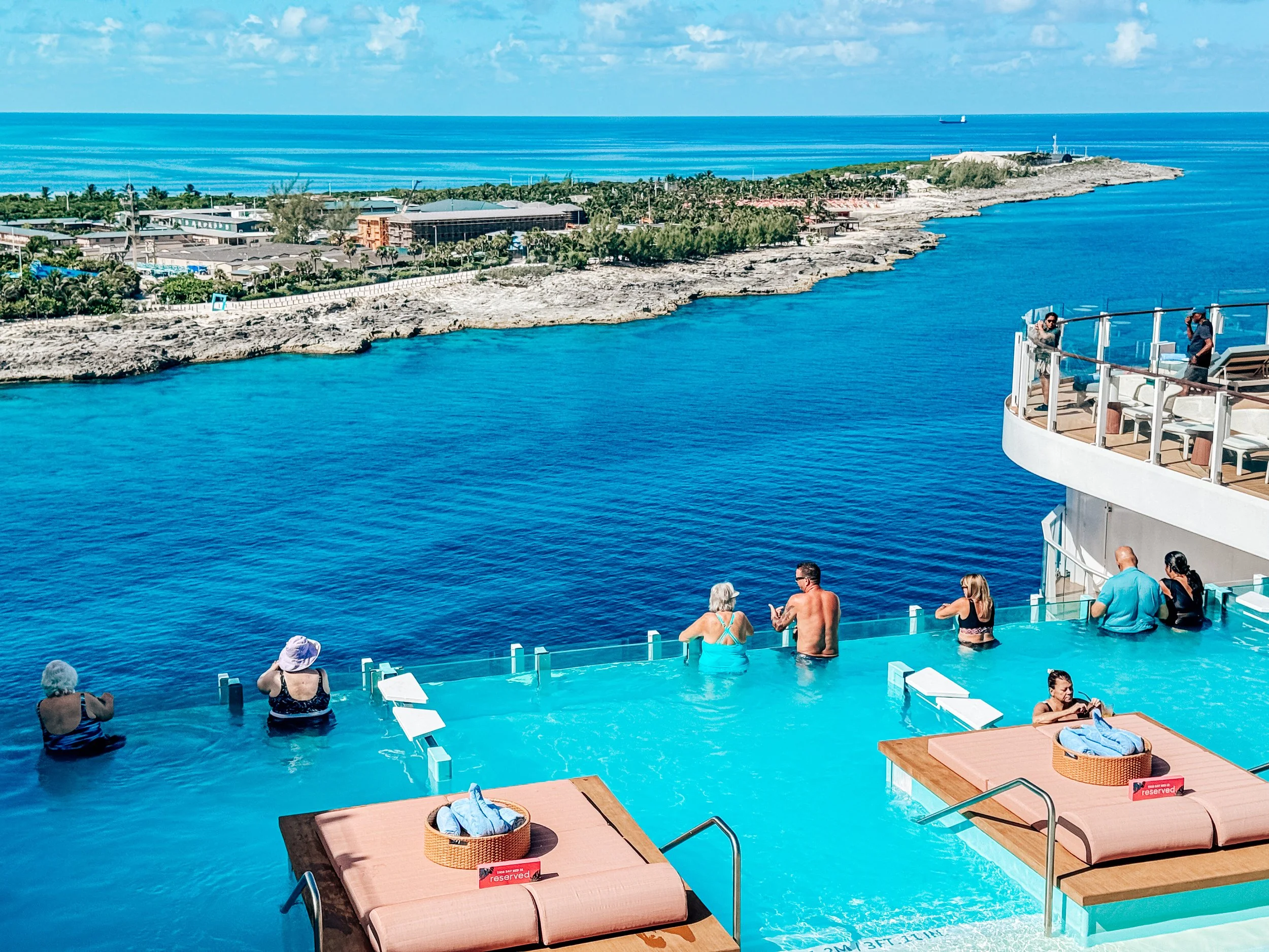 Icon class hideaway pool