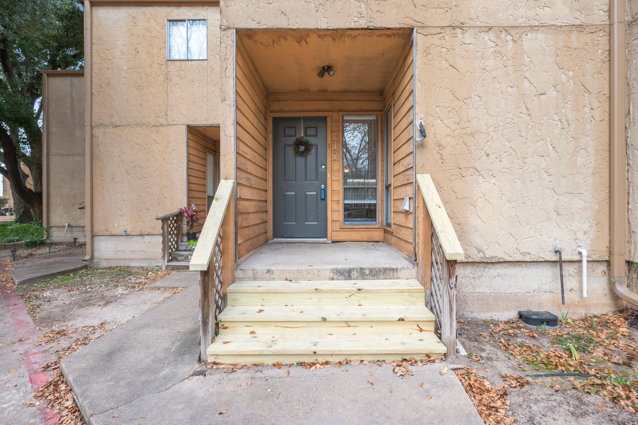 4345 Carter Creek Parkway #17 - ACTIVE