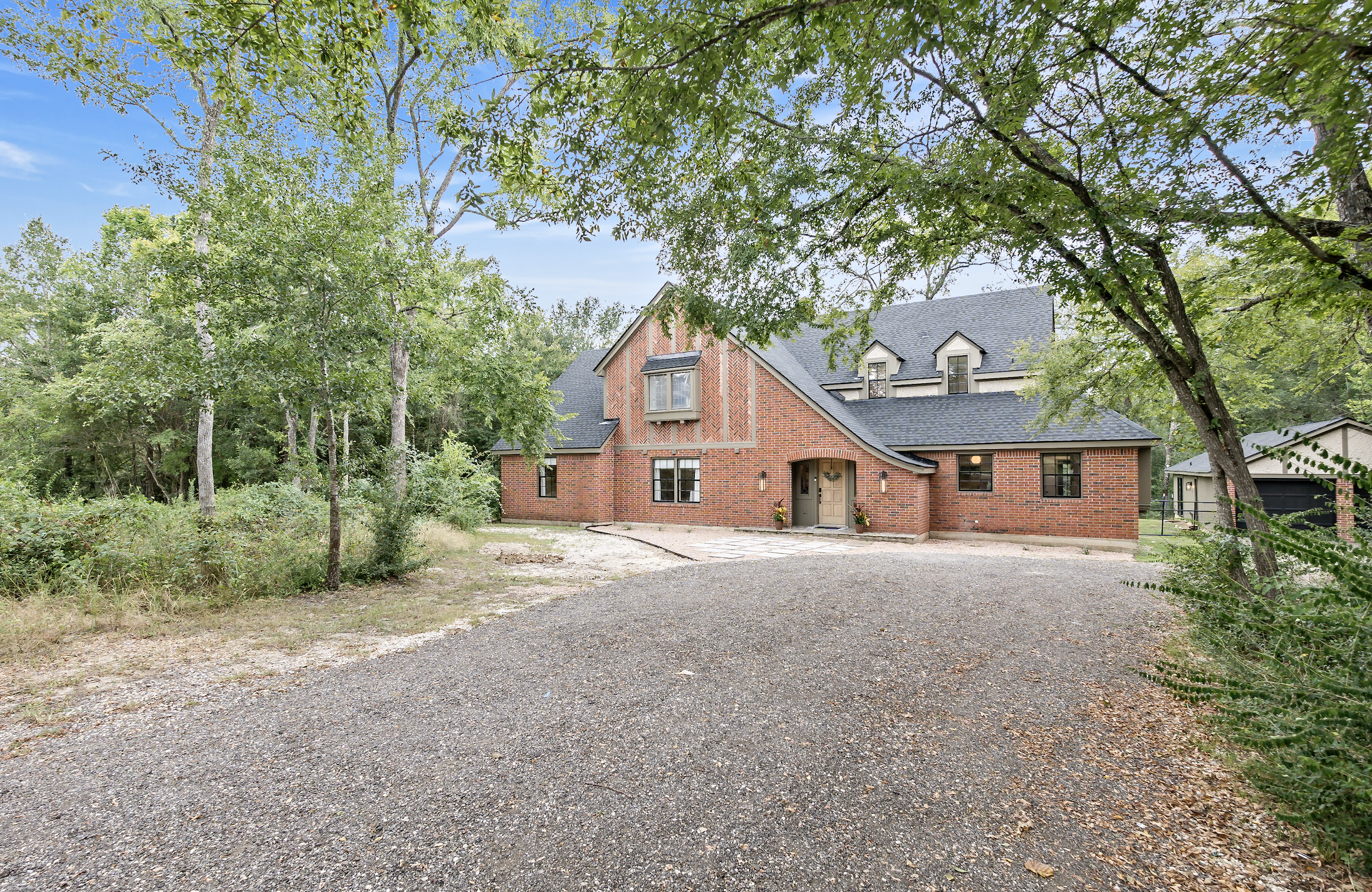 6 Ranchero Road - ACTIVE