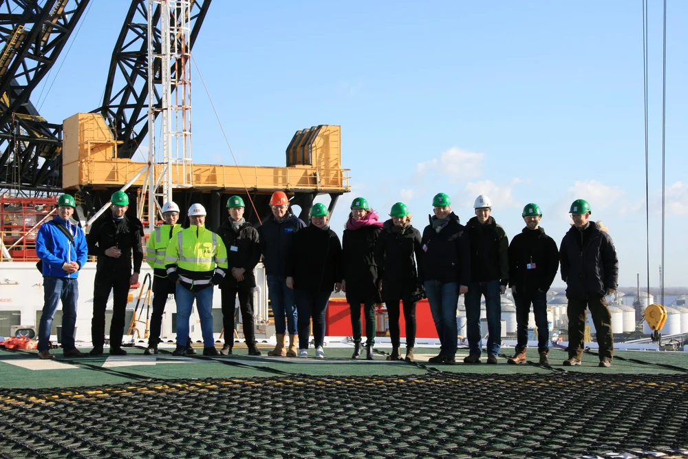 2. Group Picture.JPG