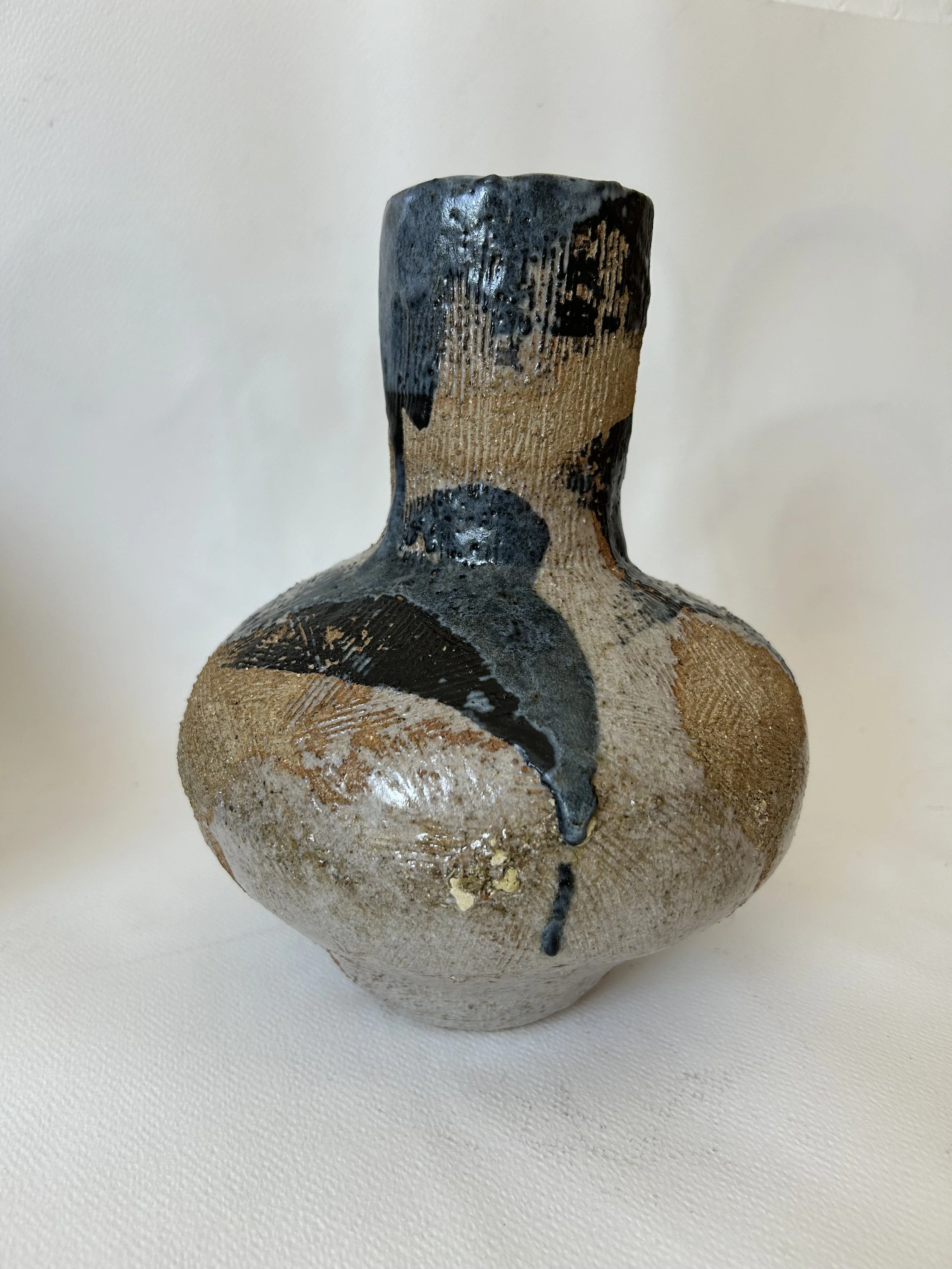 JUDE BRUSHSTROKES VASE