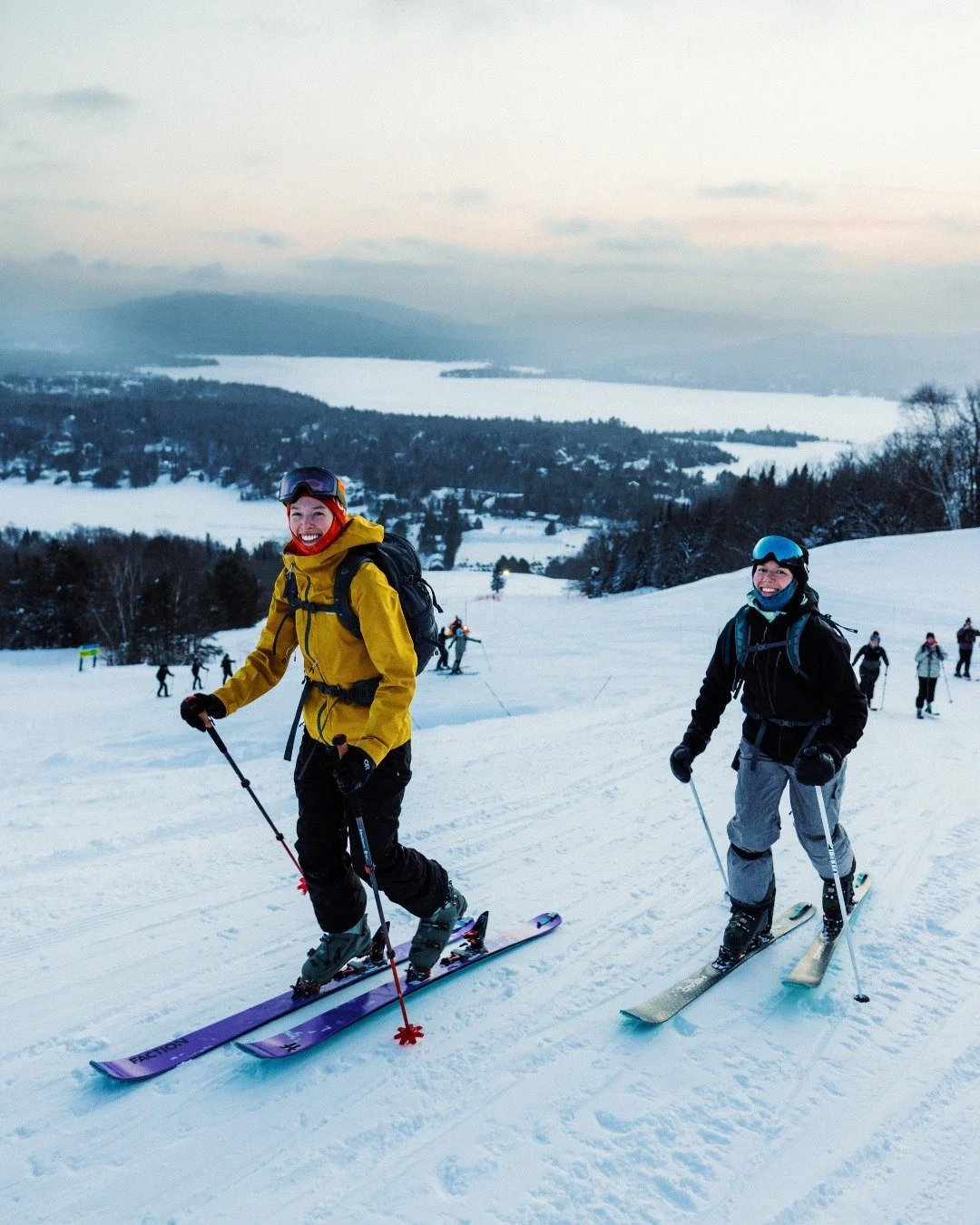 Malgr&eacute; le froid glacial, vous &eacute;tiez en feu sur les pentes! 🥶❄️

Samedi dernier &agrave; @skigarceau vous avez prouv&eacute; qu&rsquo;on peut se d&eacute;passer pour soutenir le bien-&ecirc;tre des jeunes &agrave; l&rsquo;&eacute;cole.
