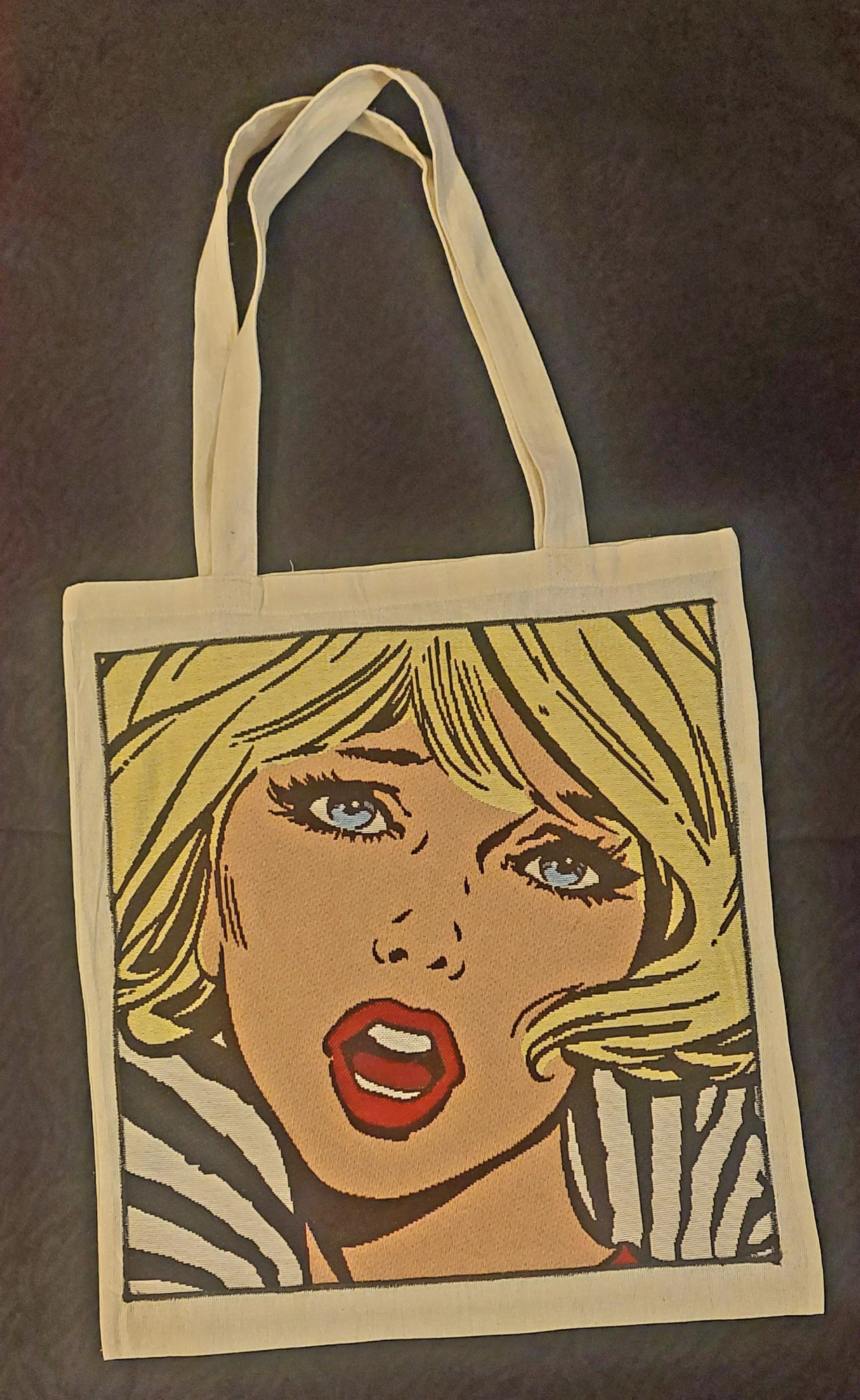 Tote bag