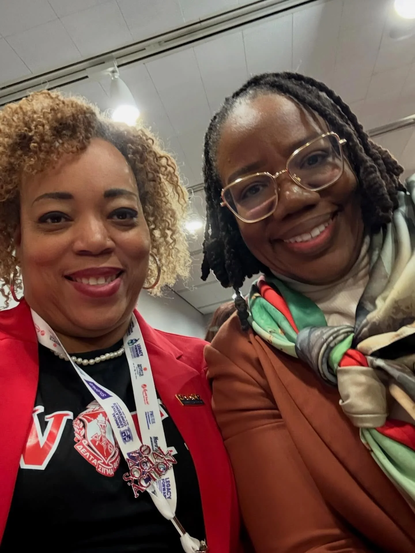 Our Social Action Co-Chair, Aisha Cook, proudly represented the Westchester Alumnae Chapter at the 55th Annual Legislative Conference in Albany. The conference was filled with energizing, informative workshops that challenged attendees to think criti