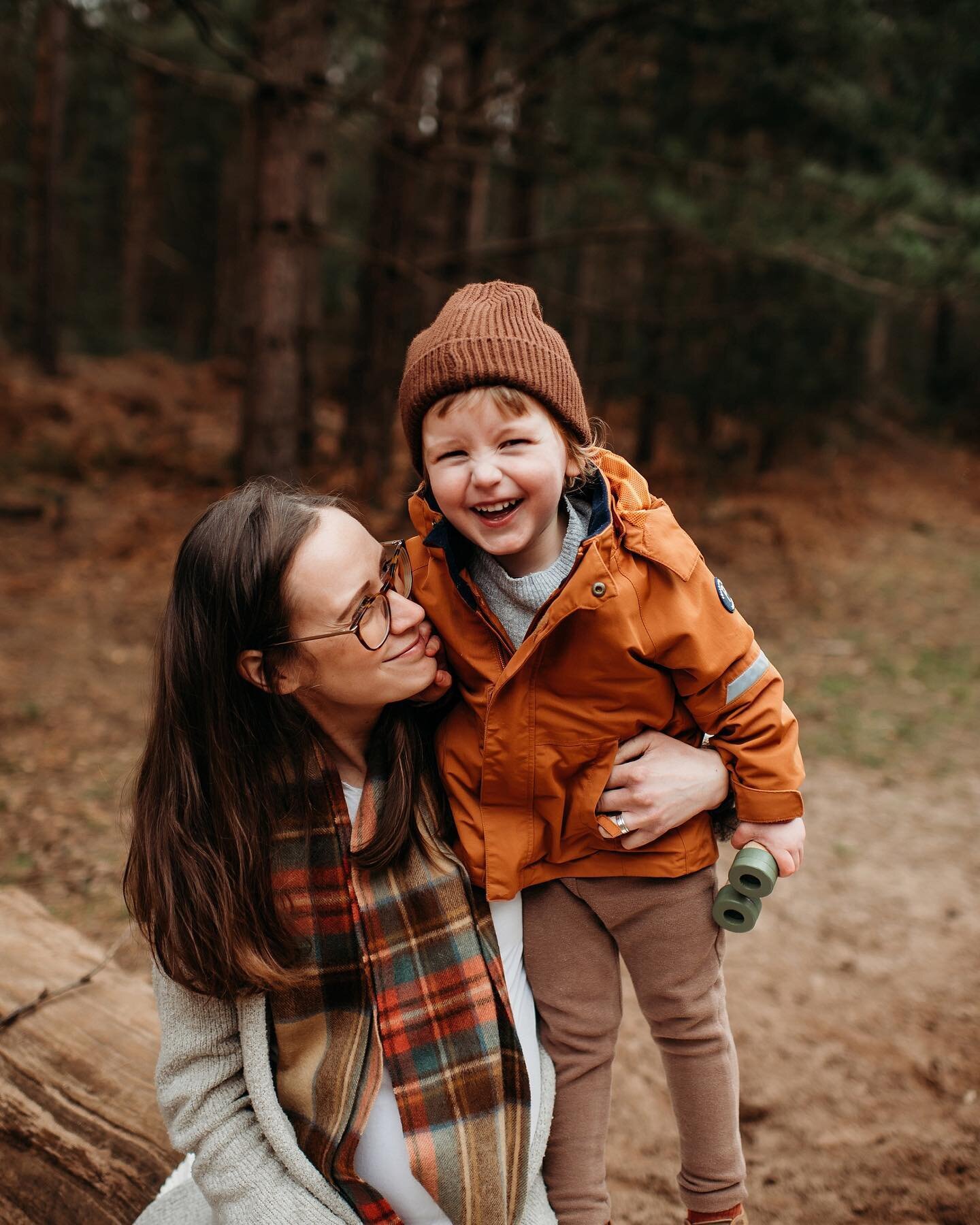 I hope you all had a lovely long weekend! In amongst all the chocolate eating and Easter egg hunts I&rsquo;ve managed to fit in a couple of family shoots, a pre-wedding session and a newborn shoot! 
The chocolate has been pretty helpful in fuelling m