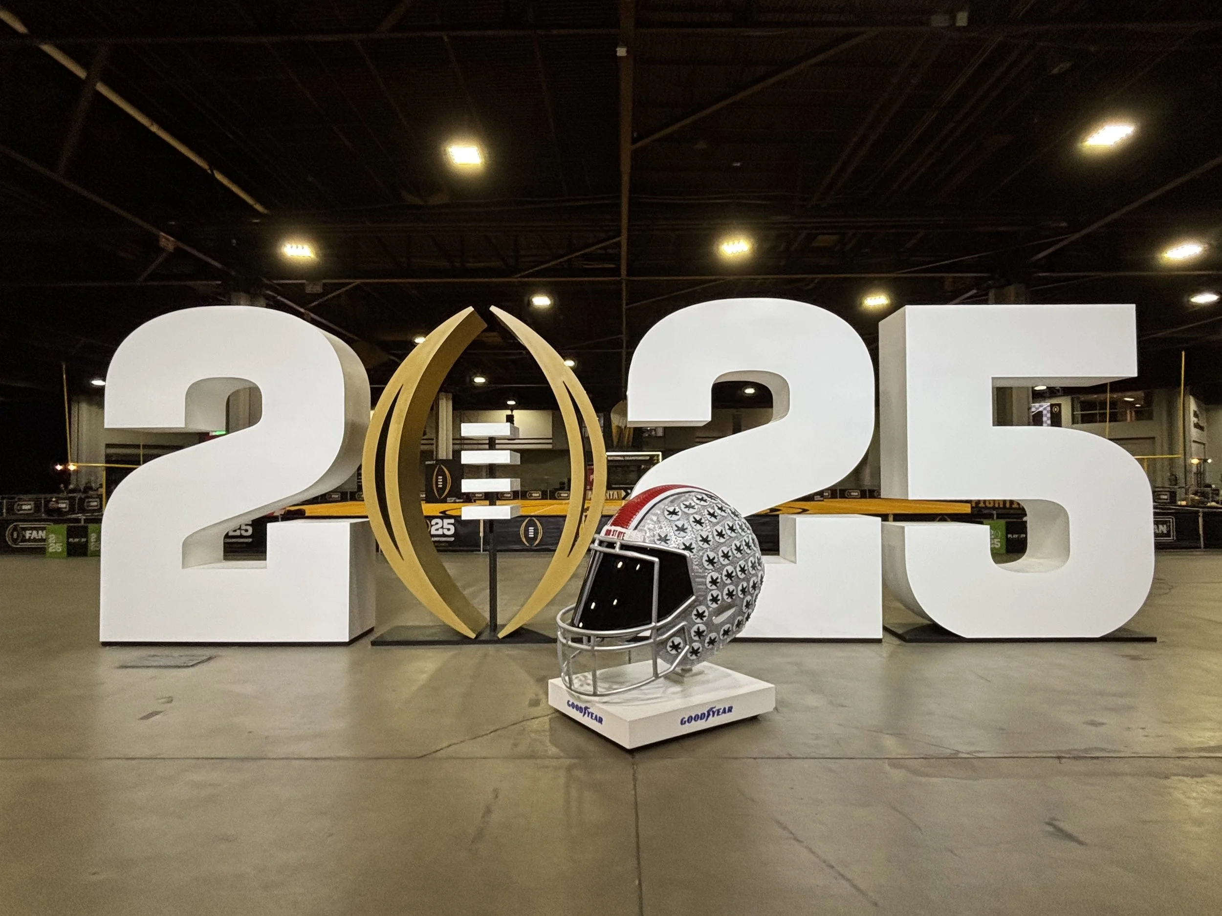 Blake McFarland, BM sculptures, Tire art, tire sculptures