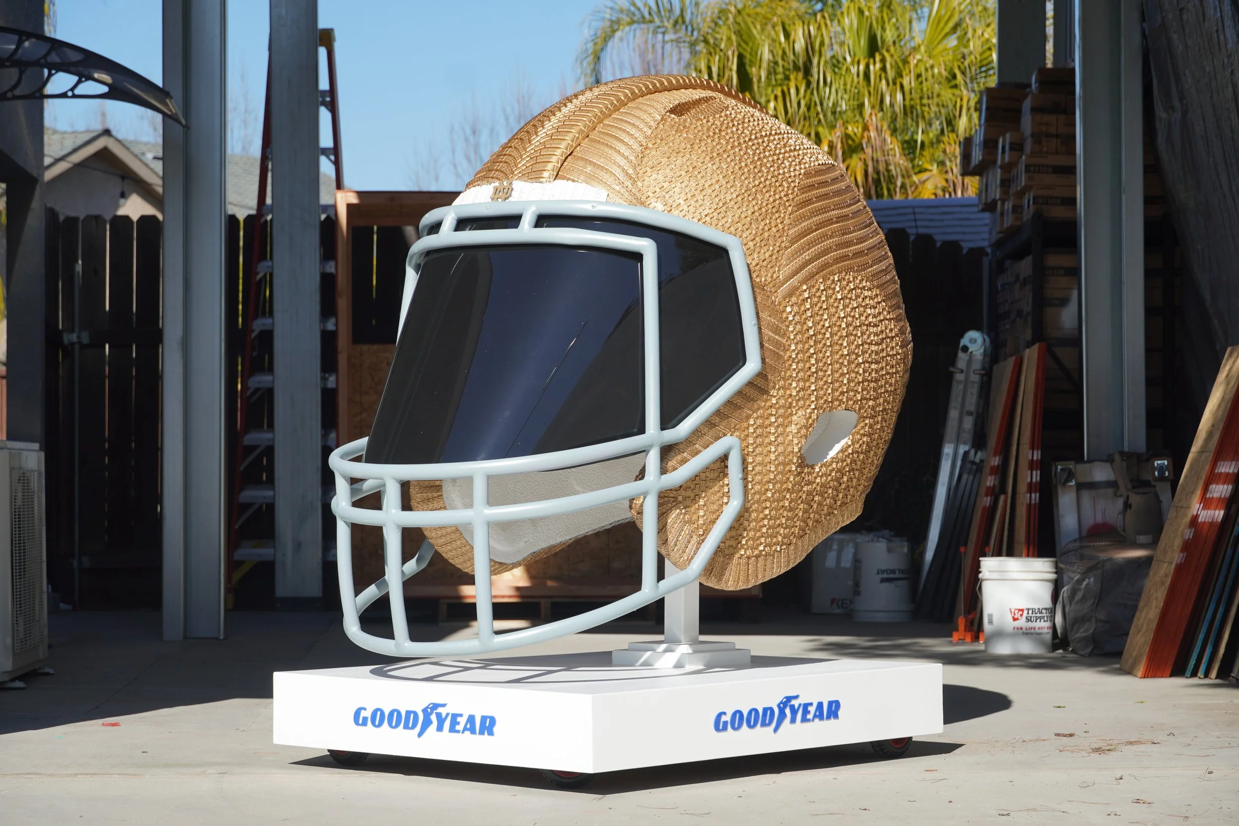 Blake McFarland, BM sculptures, Tire art, tire sculptures