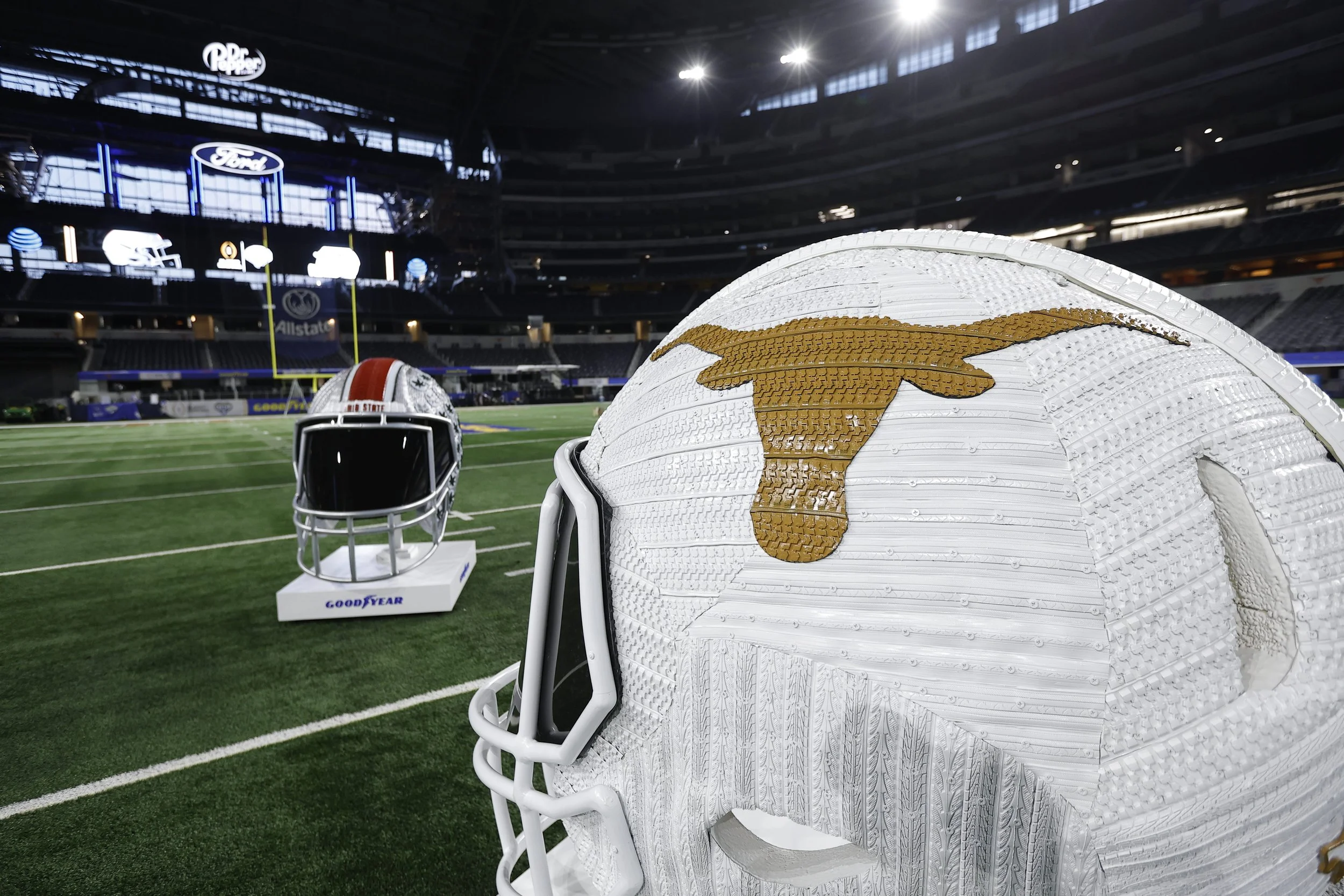 Blake McFarland, BM sculptures, Tire art, tire sculptures