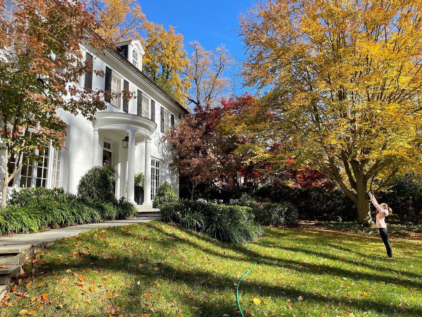 So much fun going back to this Beauty almost a year later (with the best clients) 
to see the final result.  It was raining in the morning and we almost cancelled.. so glad we did not.  Look at this gorgeous day! ☀️🍁🍂 

Can&rsquo;t wait to share mo