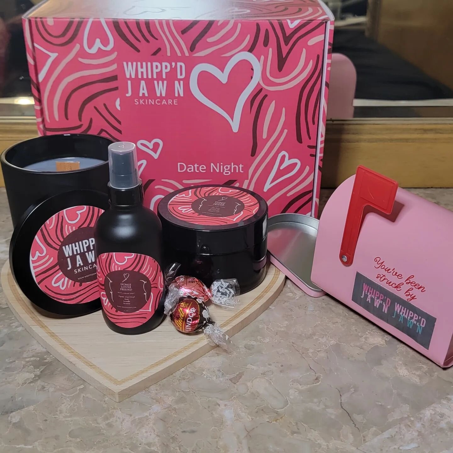 You've been Struck by Whipp'd Jawn

We love love here, so we wanted to curate a box that exhibits that whether you are making it a part of your self-love care routine or experience with your partner. This Gift Box is sure to excite your senses and pr