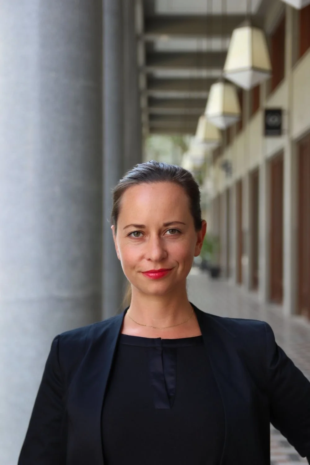 Anna Eva Lenski – Coach, Mediator, Psychologist, Data Scientist, Consultant. Professional profile photo.