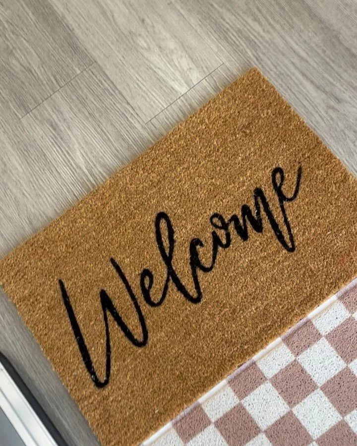 We&rsquo;ve literally got you covered at Mt Gravatt ❤️ 

From our SPRAYD carparks at the back, the undercover walkway to Logan Rd and the rest is under cover as well. The rain won&rsquo;t stop our clients from GLOWING ☔️🥰🙌🏼❤️

P.s Share with us th