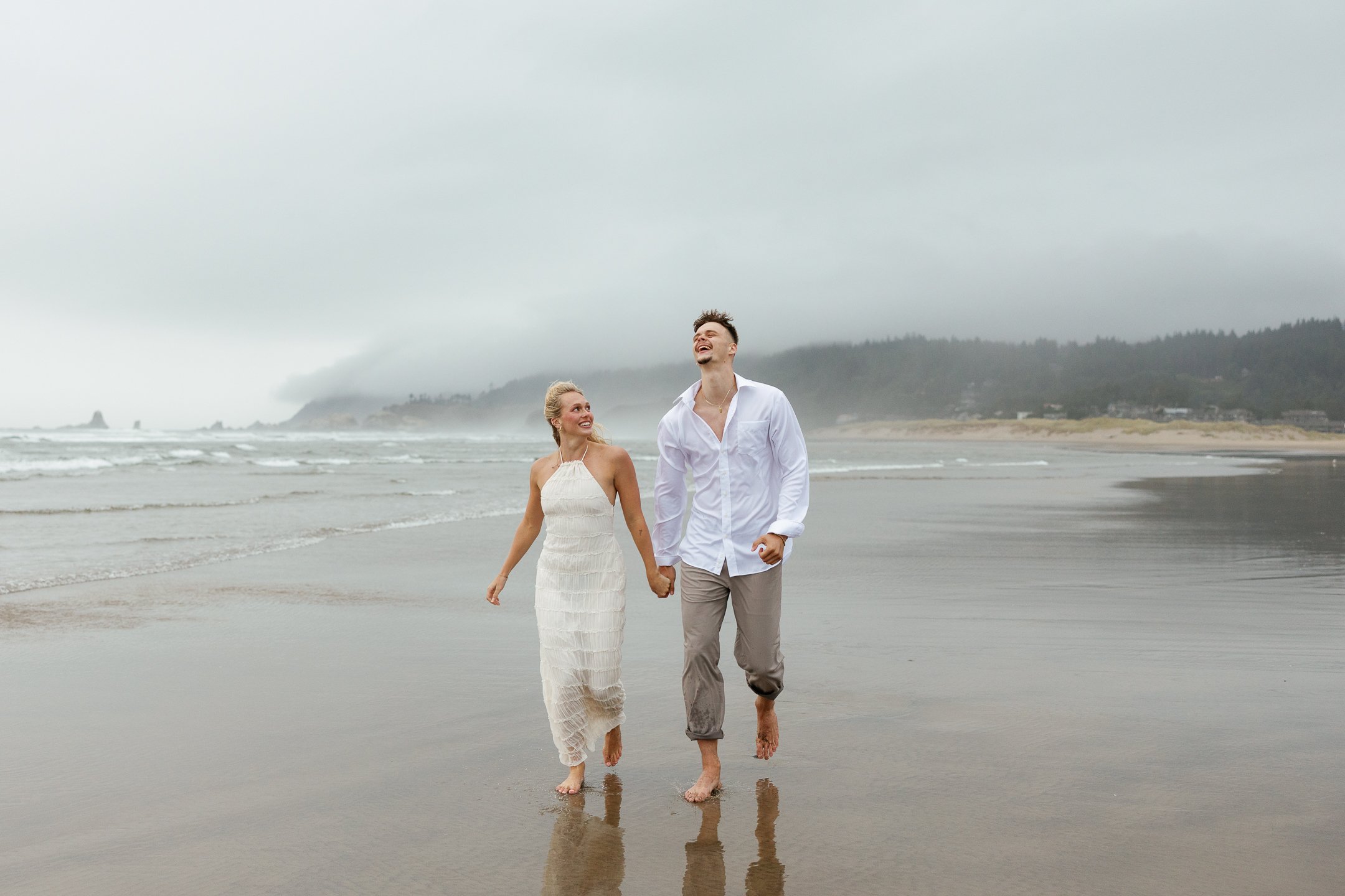 Megan_VanDoran_Photography_Cannon Beach_Oregon_Coast_Engagement-124.jpg