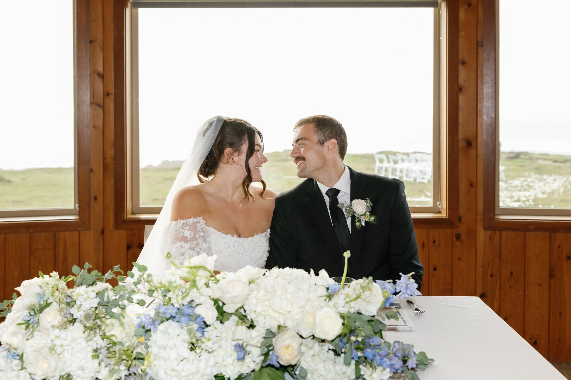 Oregon_Coast_Wedding_Megan_VanDoran_Photography-200.jpg