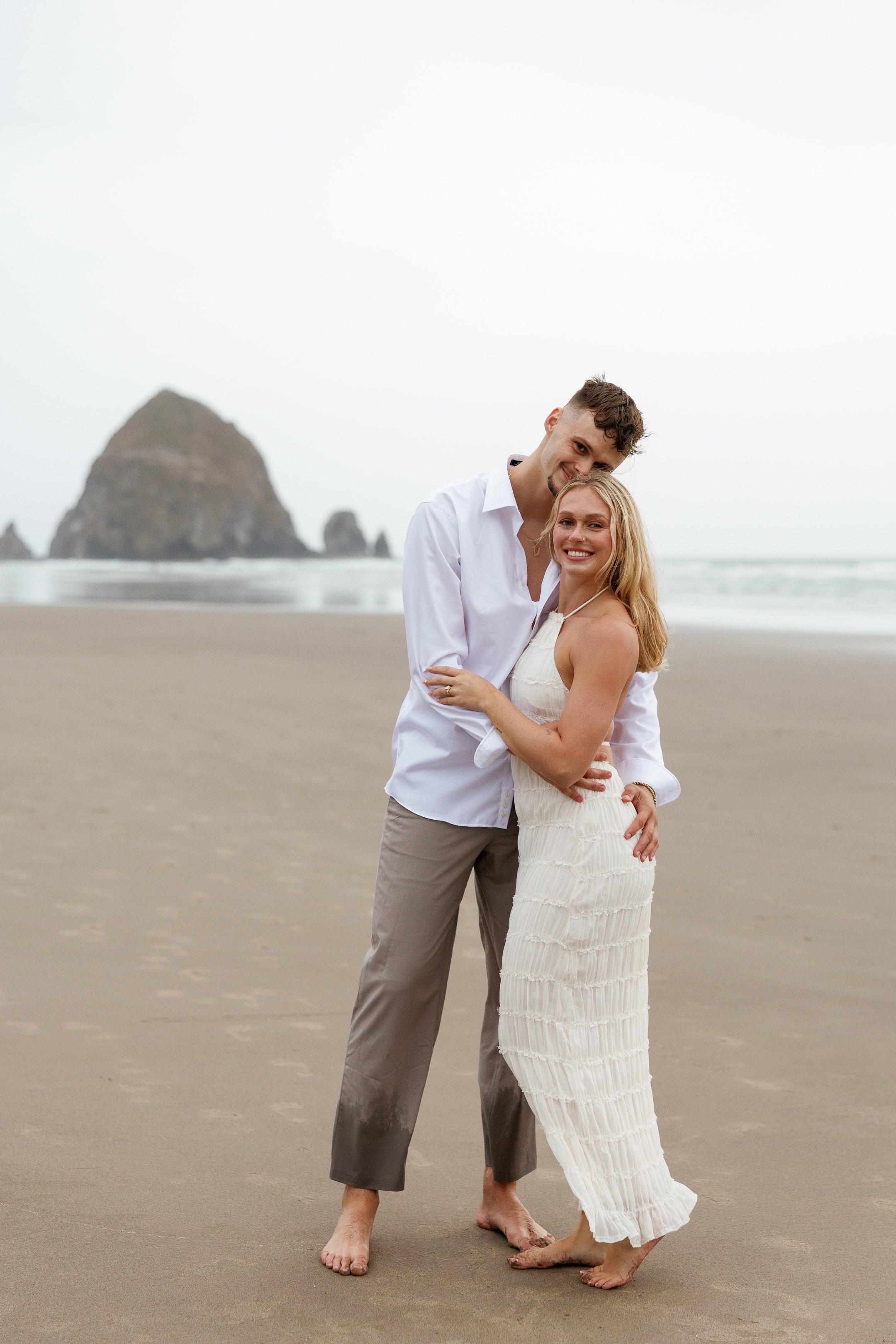 Megan_VanDoran_Photography_Cannon Beach_Oregon_Coast_Engagement-171.jpg
