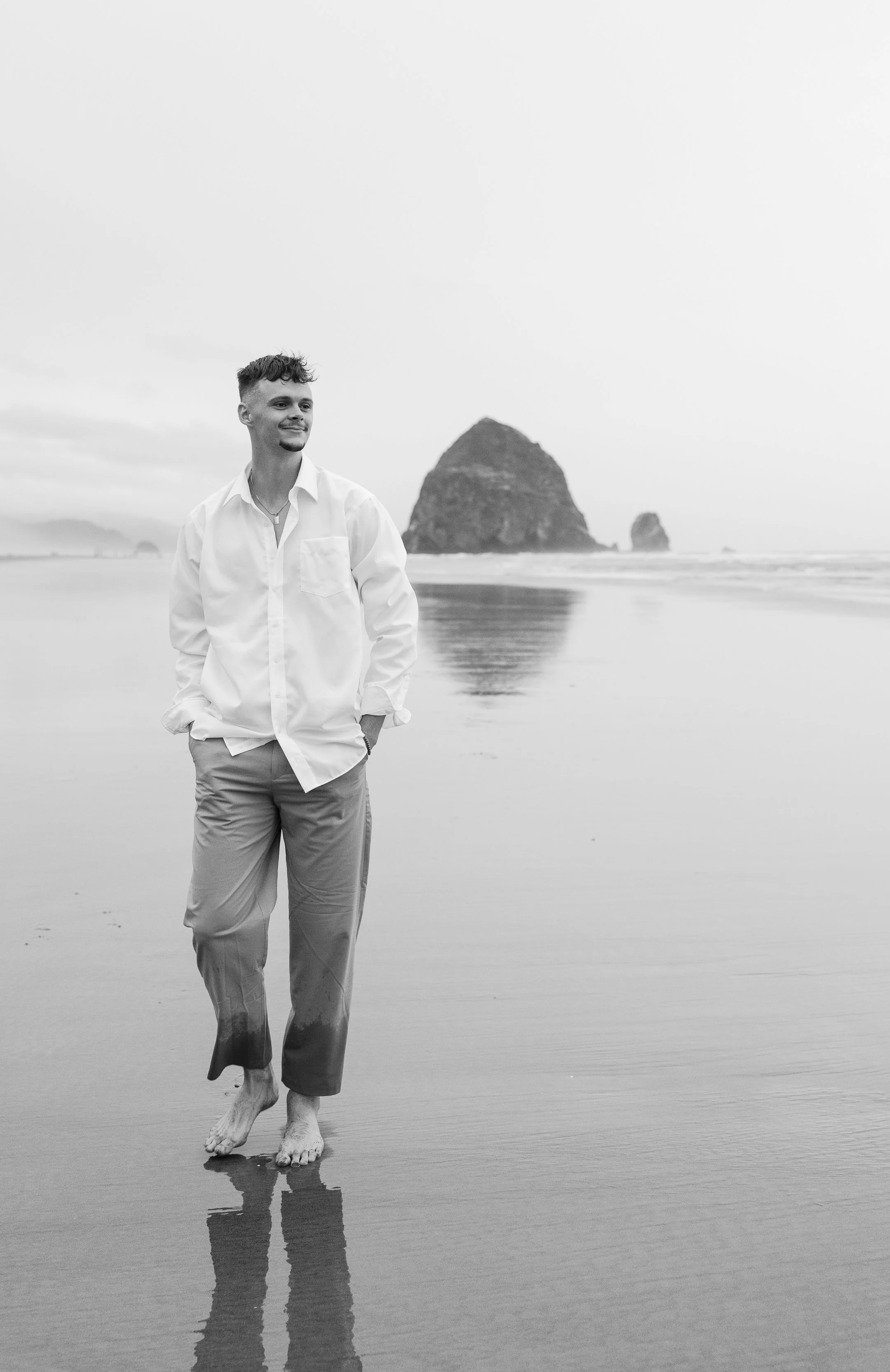 Megan_VanDoran_Photography_Cannon Beach_Oregon_Coast_Engagement-148.jpg