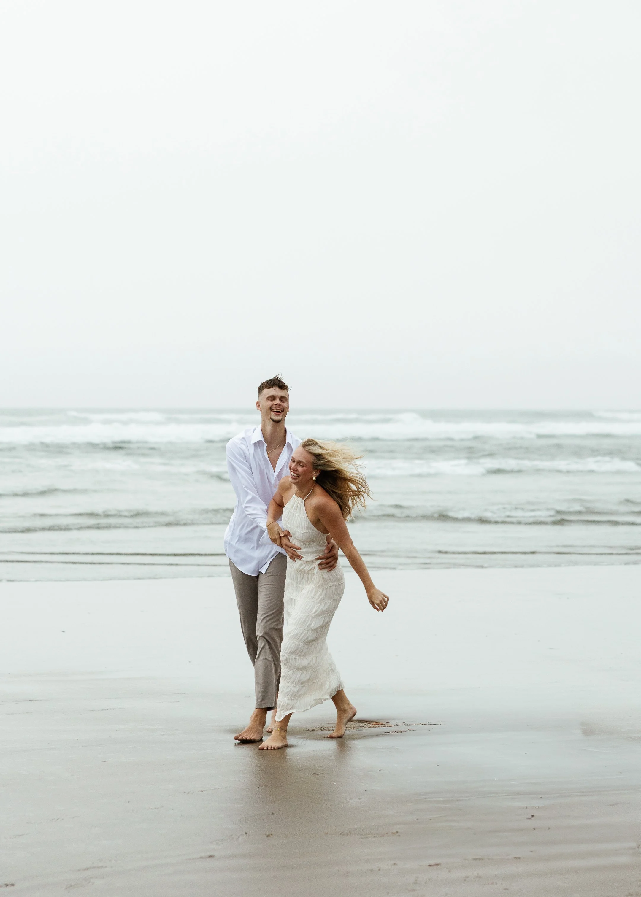 Megan_VanDoran_Photography_Cannon Beach_Oregon_Coast_Engagement-86.jpg