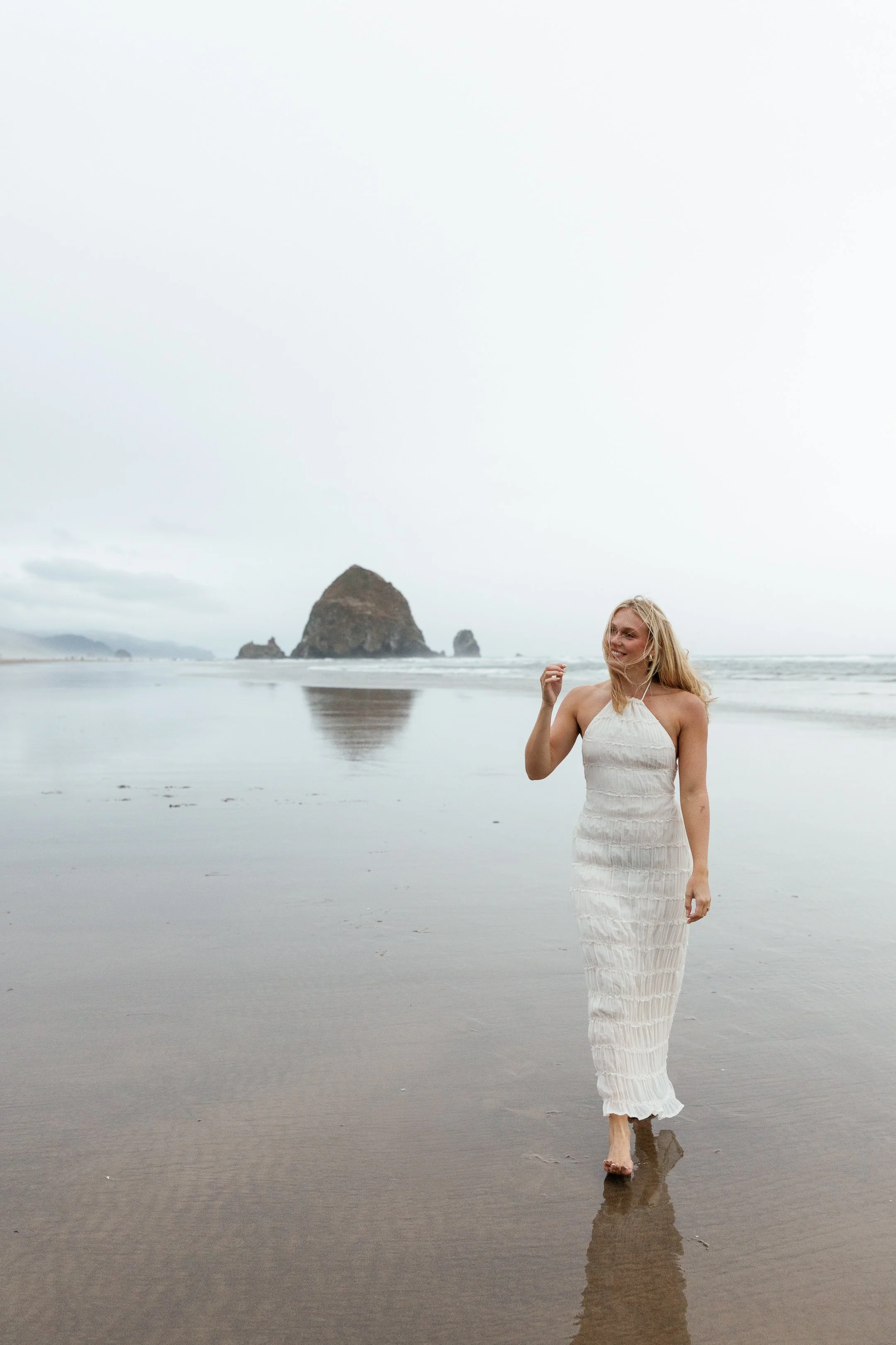 Megan_VanDoran_Photography_Cannon Beach_Oregon_Coast_Engagement-145.jpg