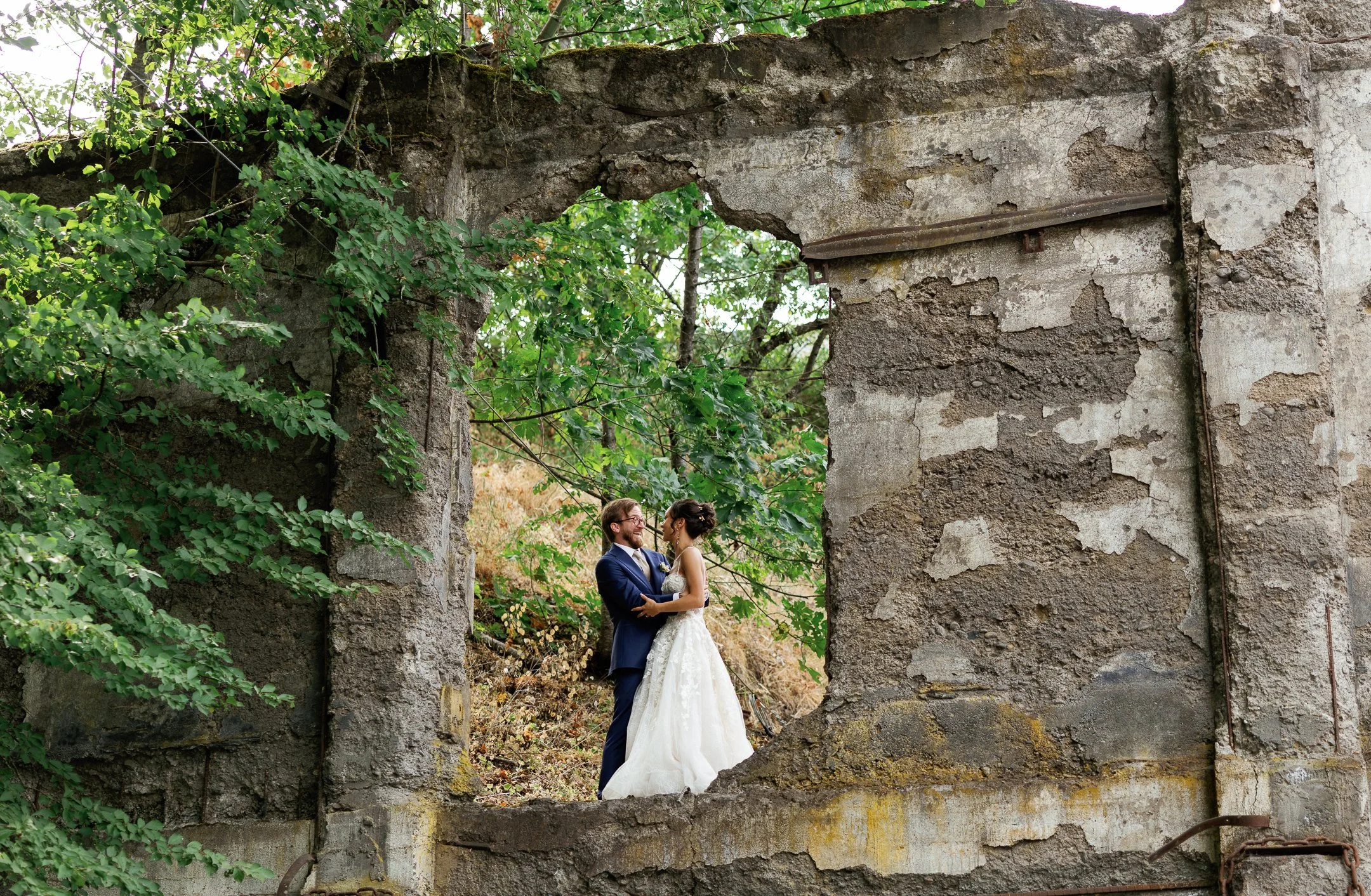 The_Ruins_Hood_River_Oregon_Wedding_Megan_VanDoran_Photography-109.jpg