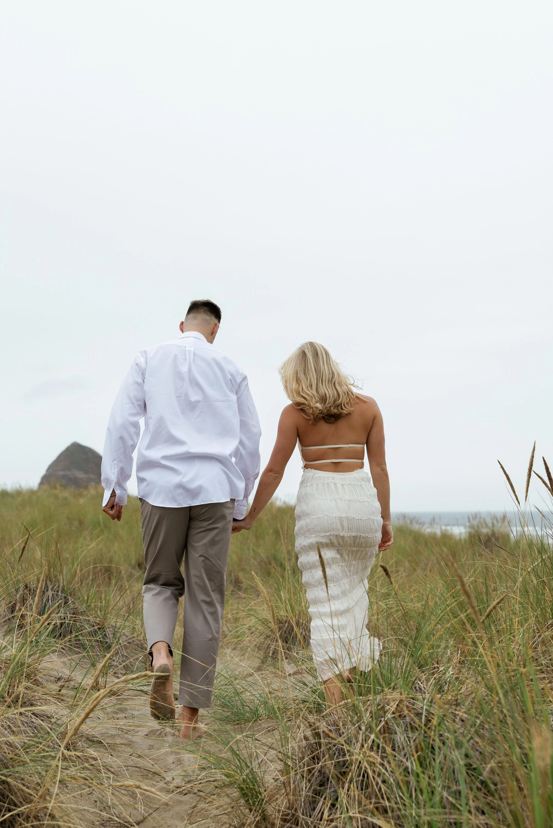 Megan_VanDoran_Photography_Cannon Beach_Oregon_Coast_Engagement-3.jpg