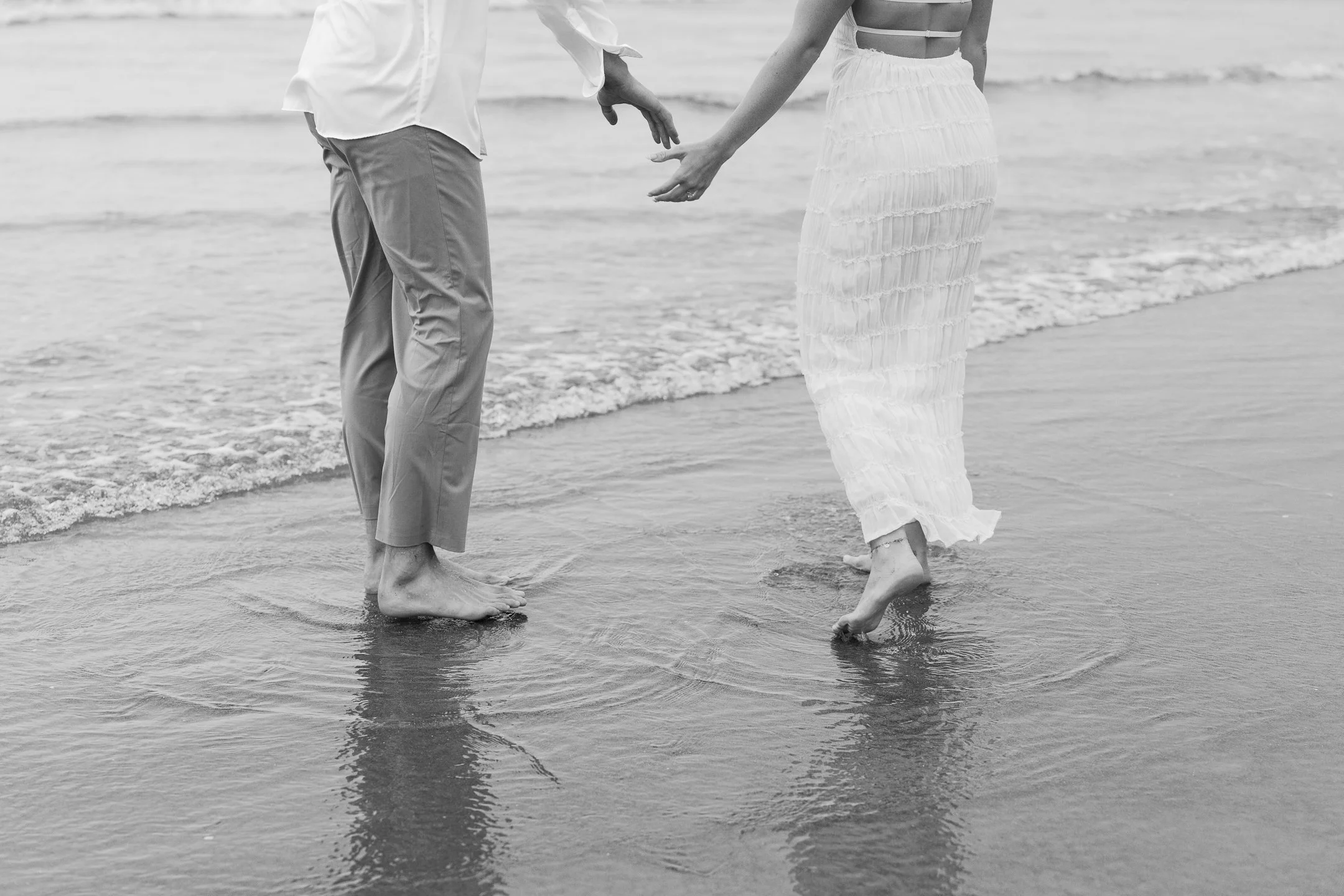 Megan_VanDoran_Photography_Cannon Beach_Oregon_Coast_Engagement-96.jpg