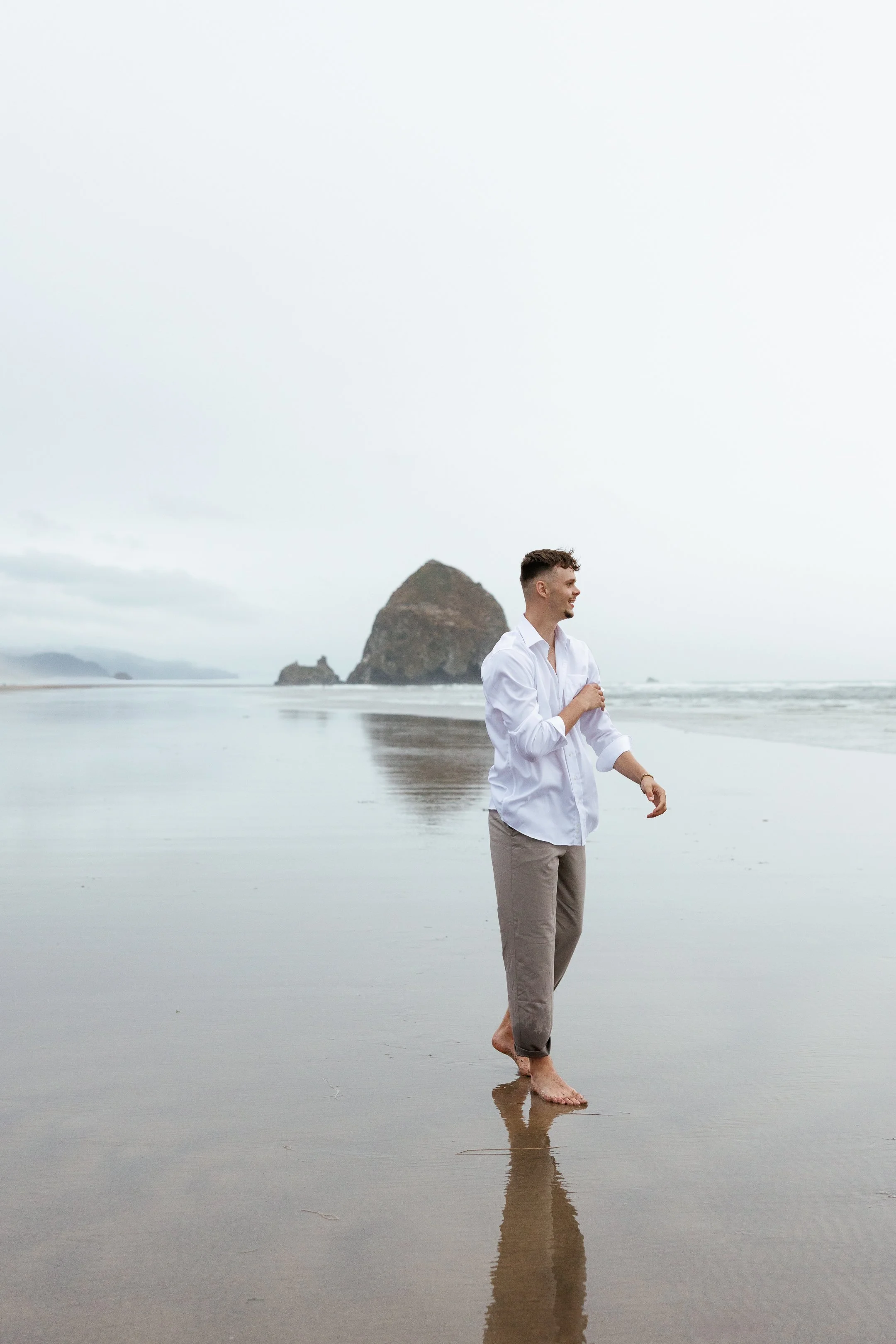 Megan_VanDoran_Photography_Cannon Beach_Oregon_Coast_Engagement-146.jpg