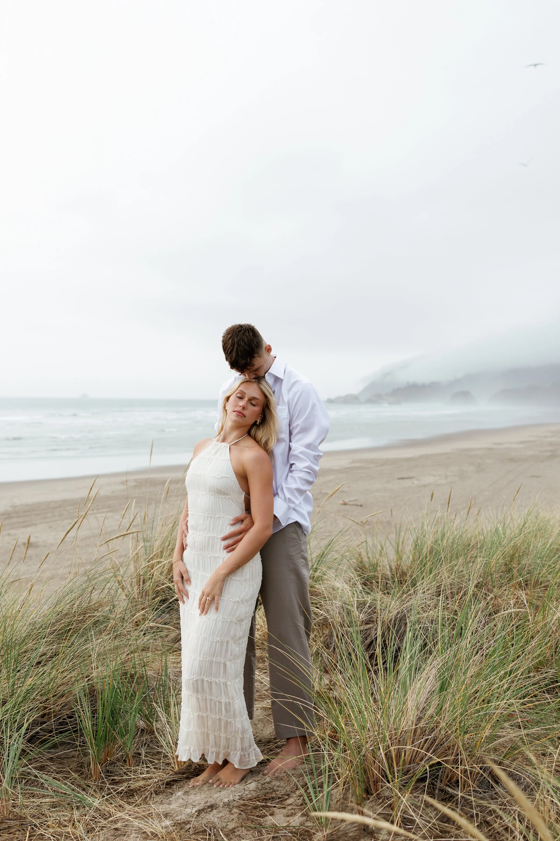 Megan_VanDoran_Photography_Cannon Beach_Oregon_Coast_Engagement-74.jpg