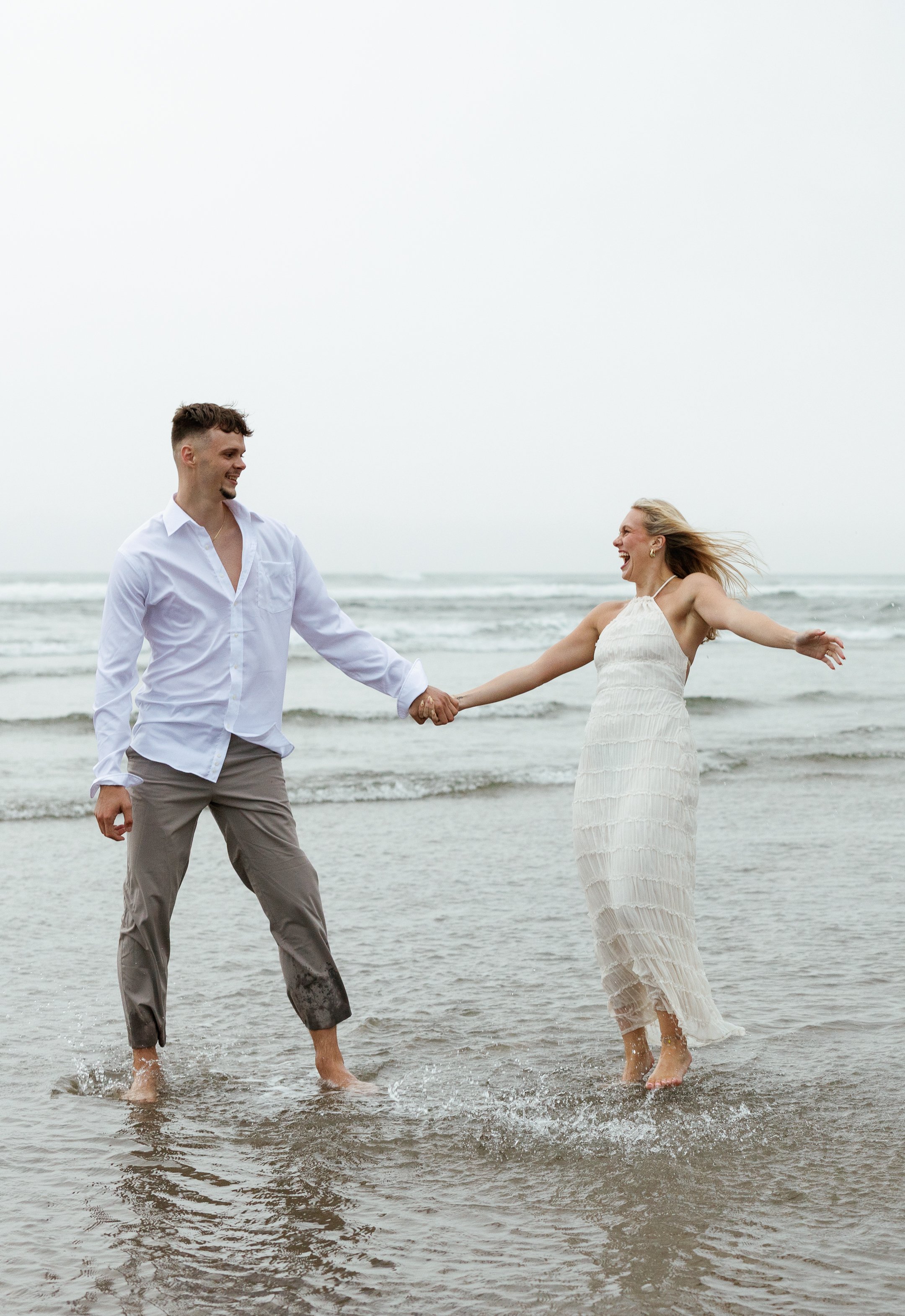 Megan_VanDoran_Photography_Cannon Beach_Oregon_Coast_Engagement-101.jpg