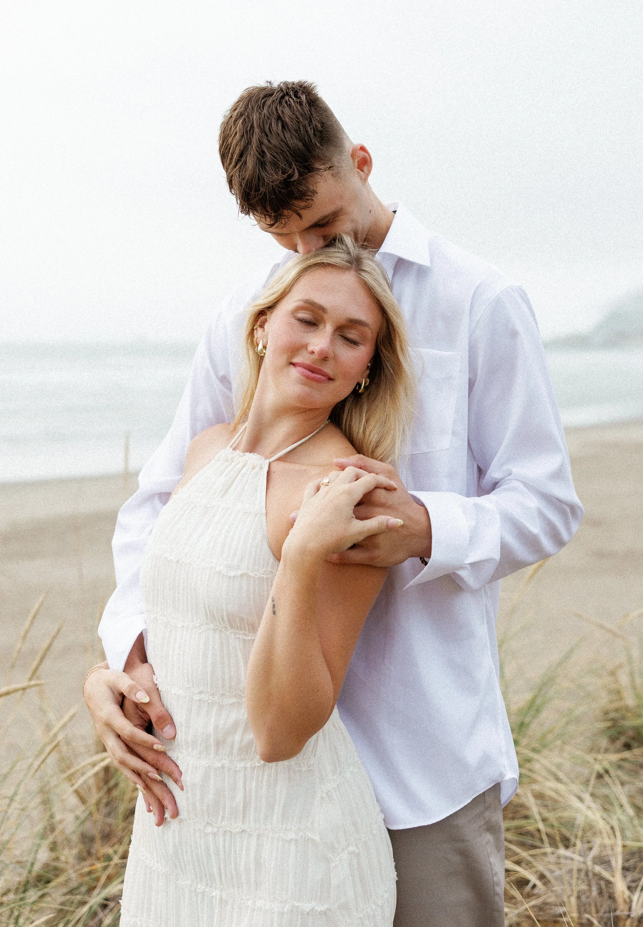 Megan_VanDoran_Photography_Cannon Beach_Oregon_Coast_Engagement-70.jpg
