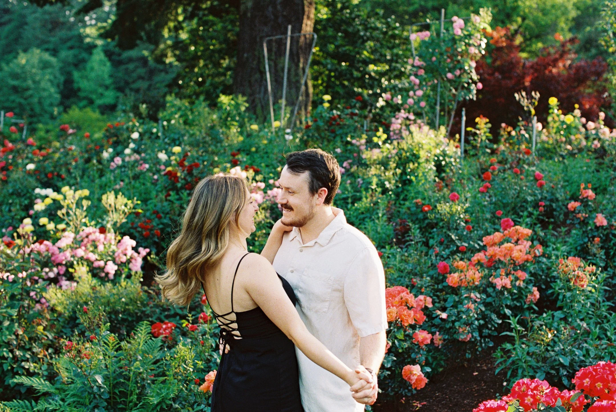 Portland-Oregon-Engagement-Film-22.jpg