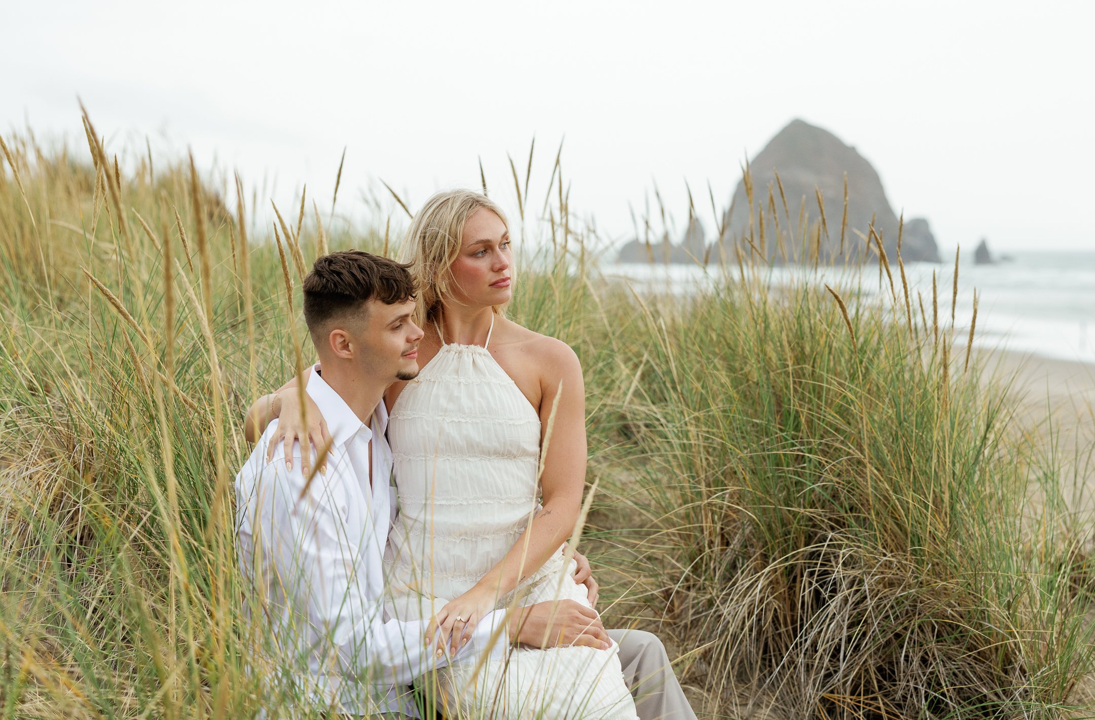 Megan_VanDoran_Photography_Cannon Beach_Oregon_Coast_Engagement-38.jpg