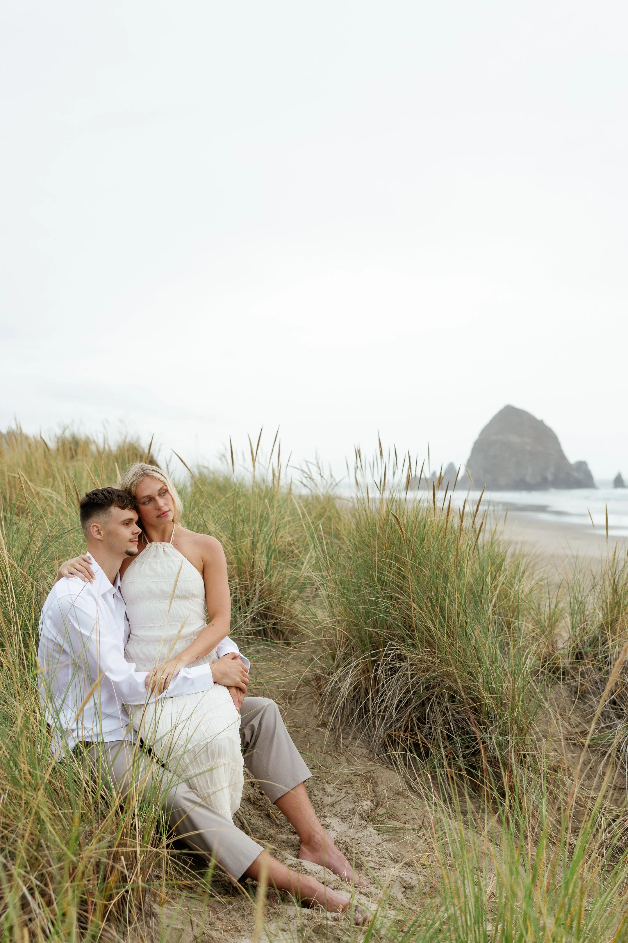 Megan_VanDoran_Photography_Cannon Beach_Oregon_Coast_Engagement-44.jpg