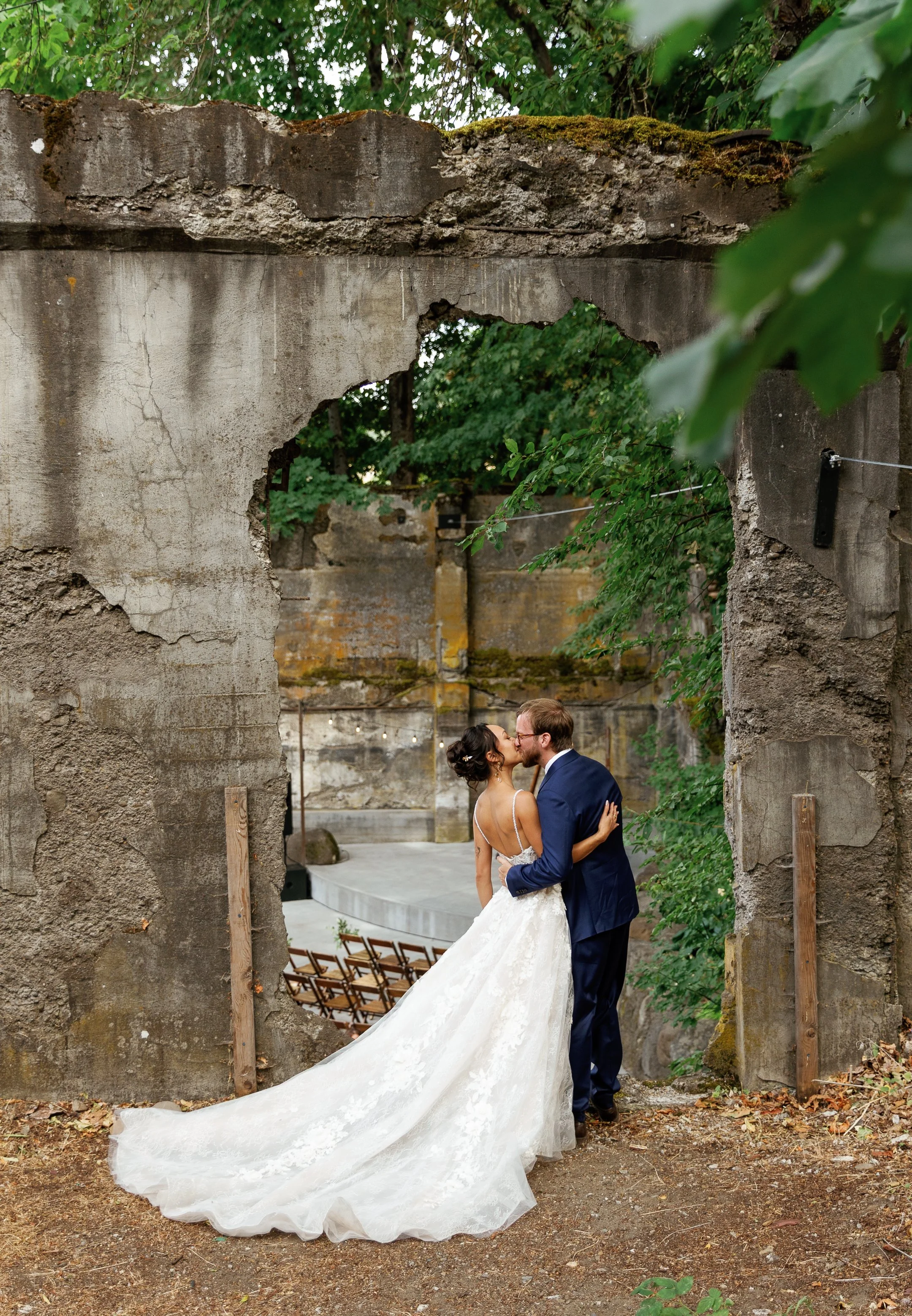The_Ruins_Hood_River_Oregon_Wedding_Megan_VanDoran_Photography-110.jpg